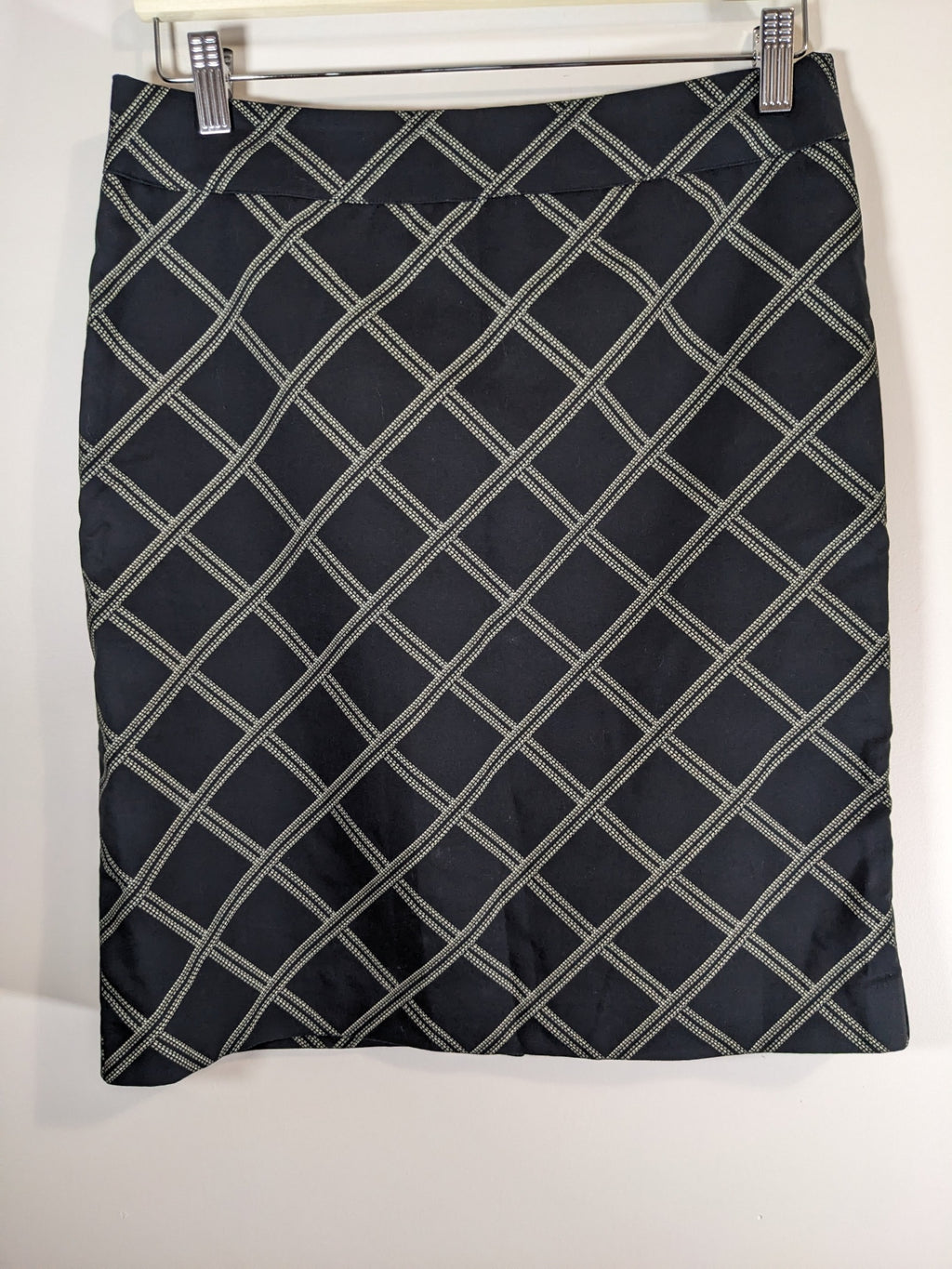 Jessica Black Skirt - Sz 6