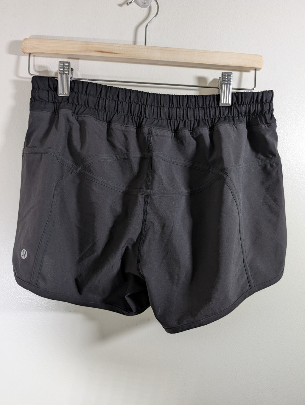 Lululemon black shorts - 6