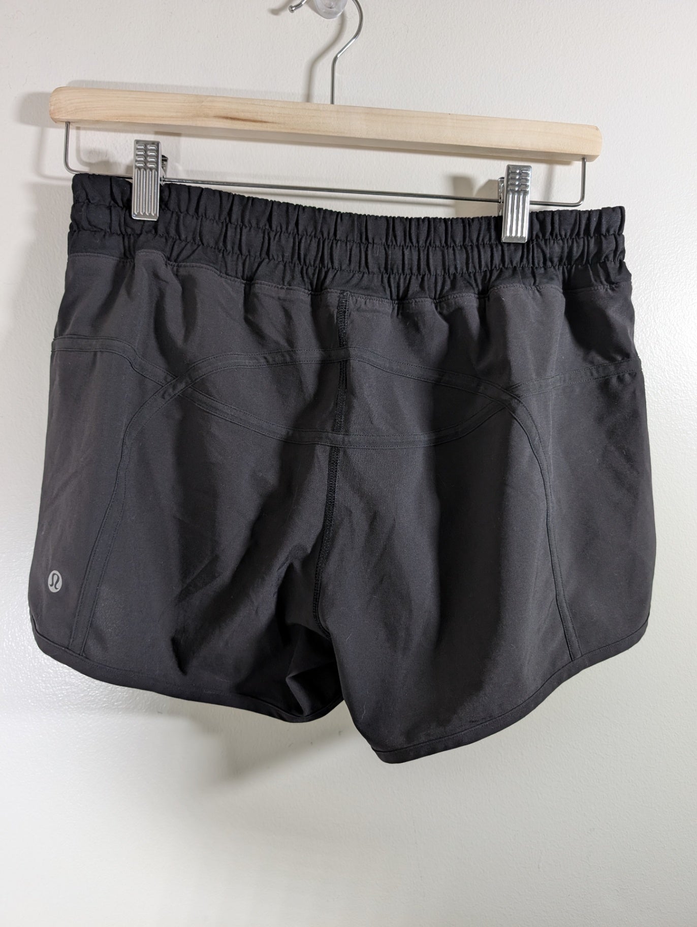 Lululemon black shorts - 6