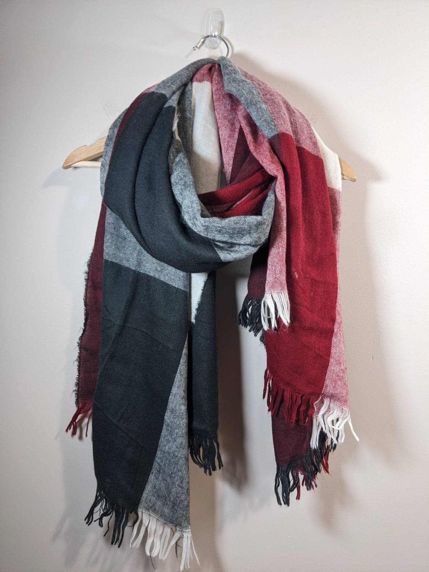 Unknown Brand Plaid Fall/Winter Scarf
