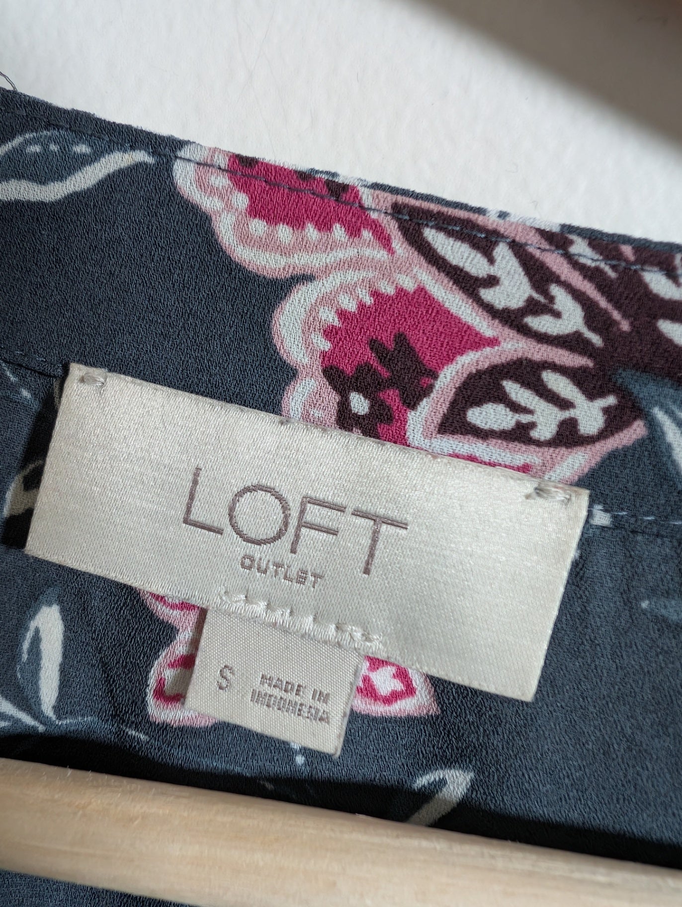 LOFT floral blouse - Small
