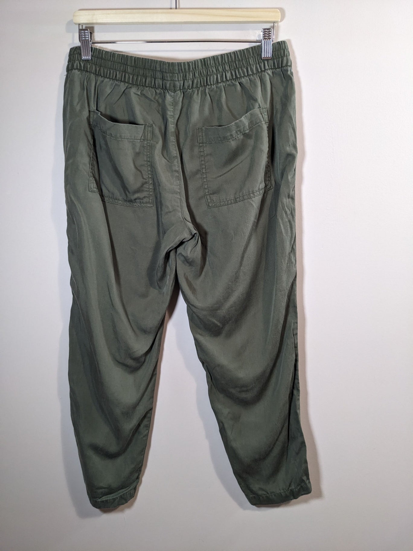 Old Navy Olive Drawstring Pants - Medium