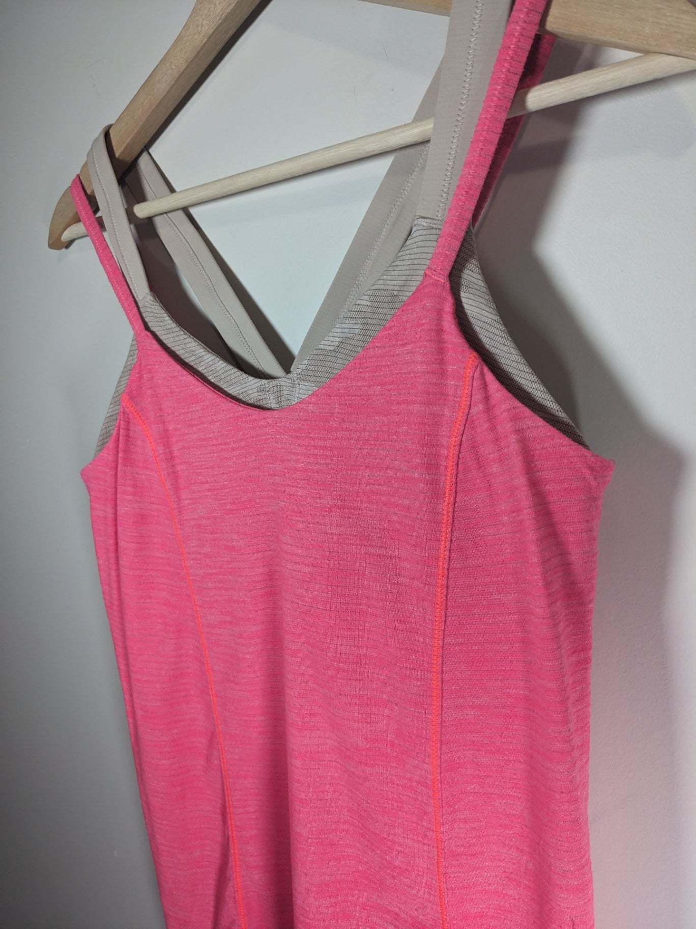 Lululemon Heathered Coral Strappy Run for Gold Tank - Sz 8