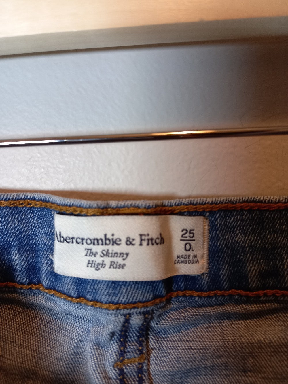 Abercrombie & Fitch the skinny high rise jean - SZ 25