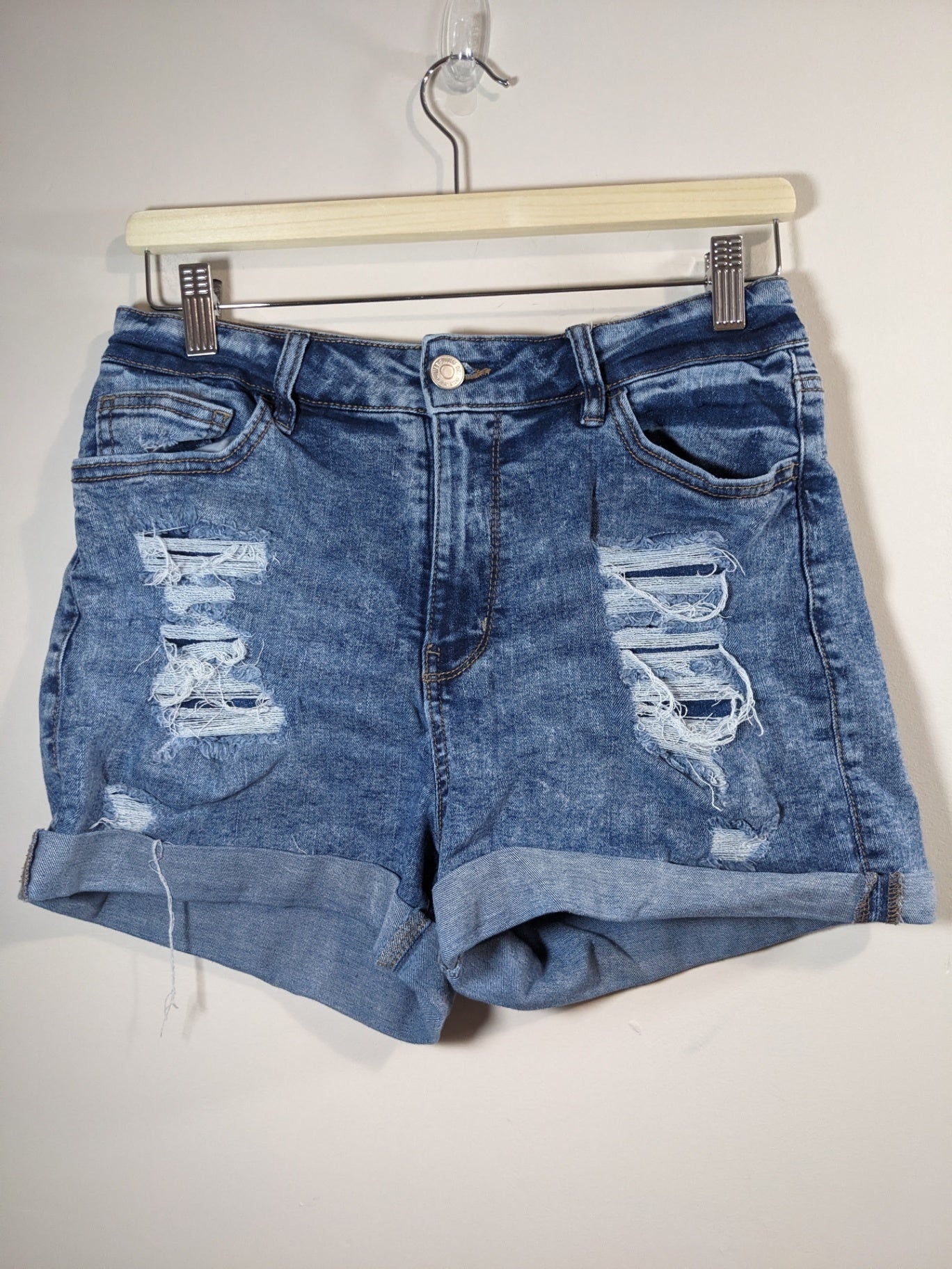 Warehouse One distressed denim shorts - SZ 6
