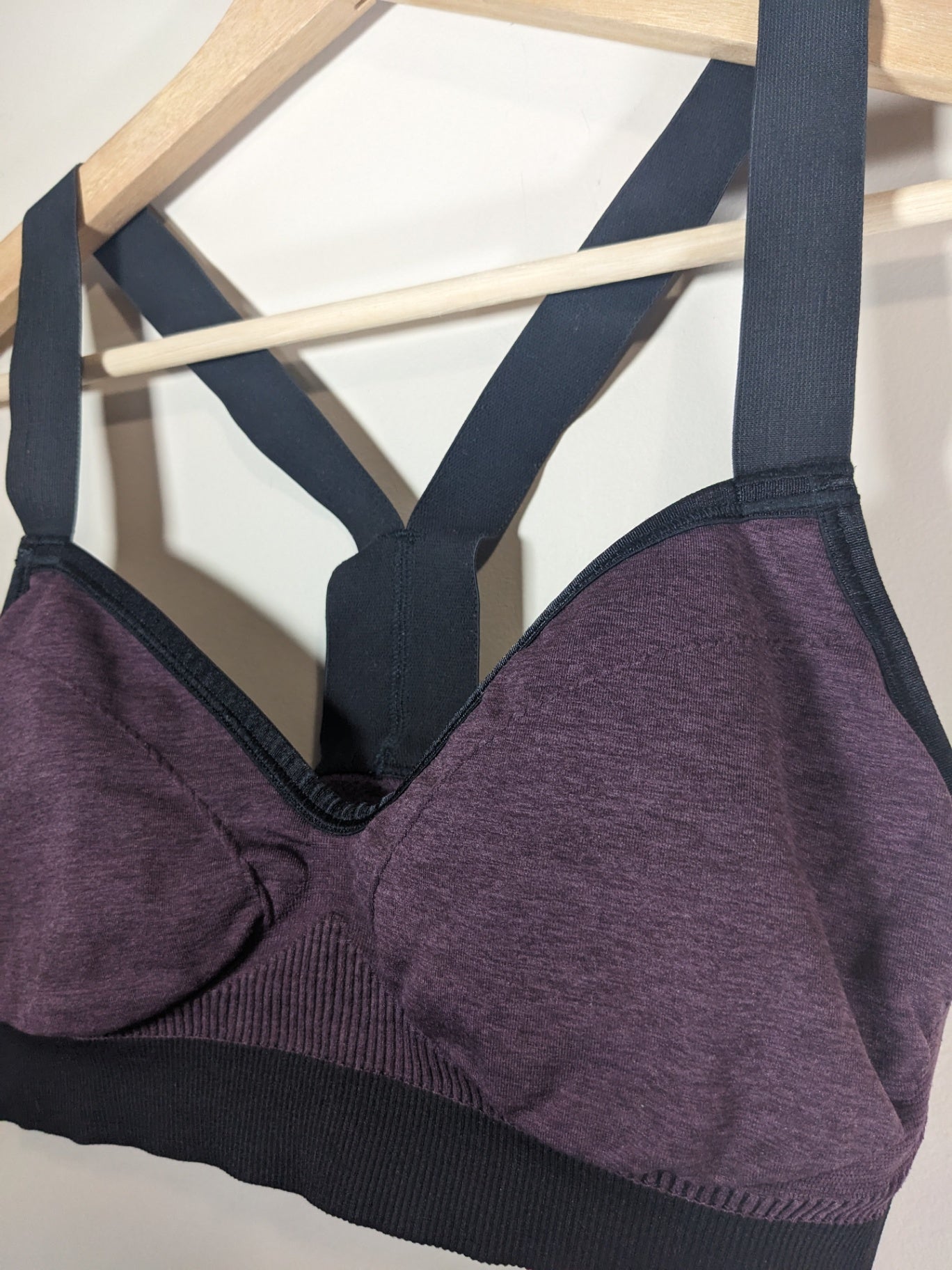 Lululemon Hold Your Om Sports Bra Sz 8