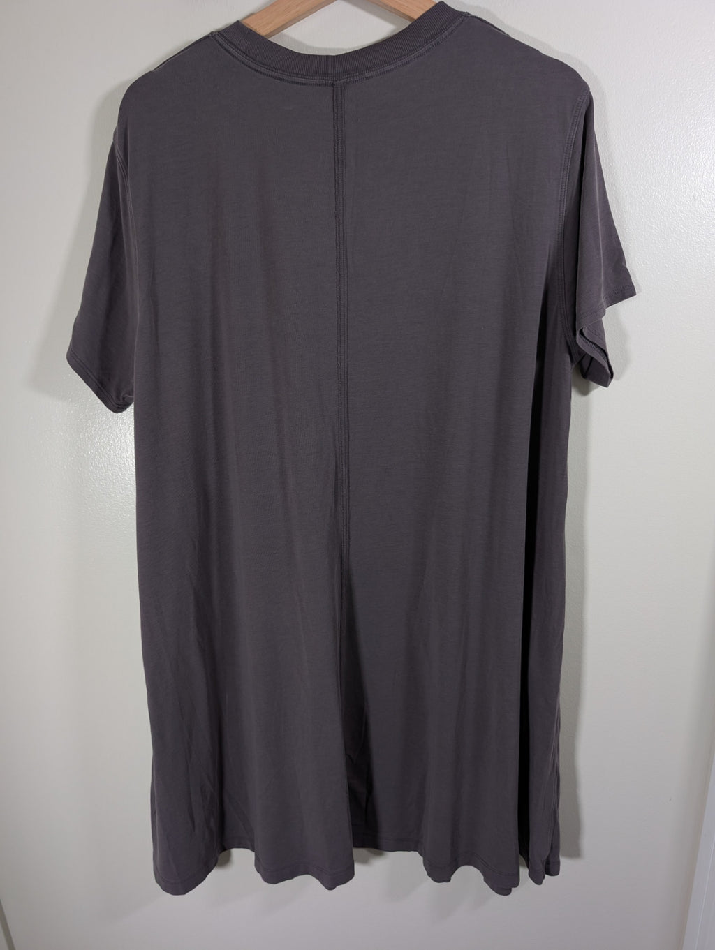Lululemon t-shirt dress - appears Large