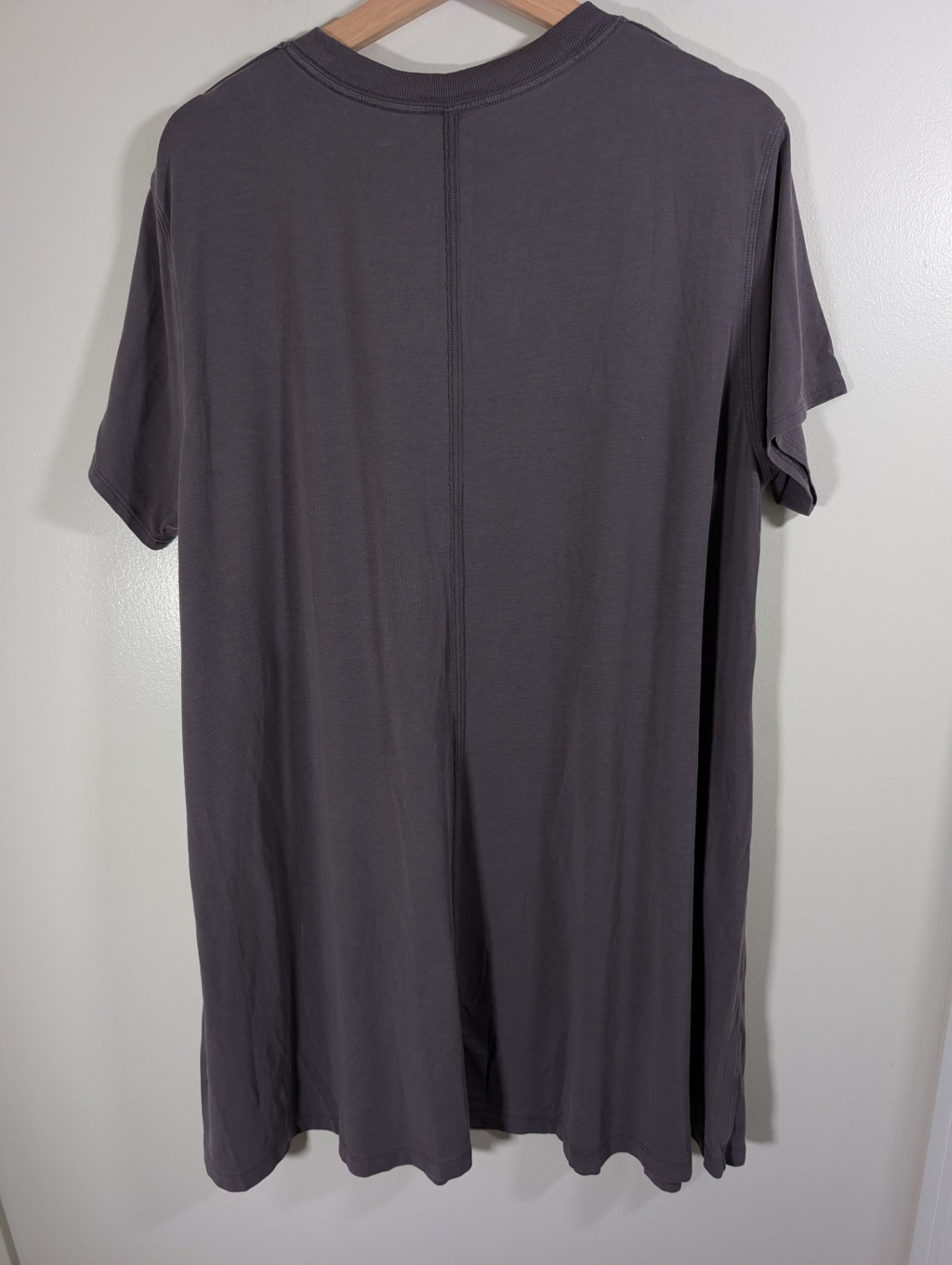Lululemon t-shirt dress - appears Large