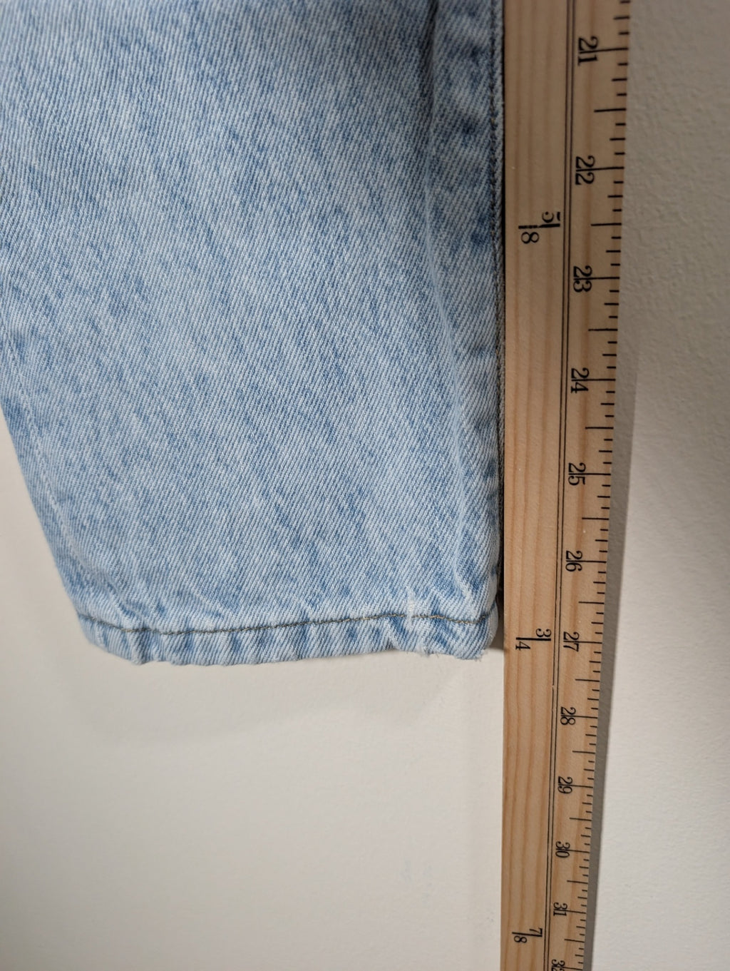 NWT Levi's 501 skinny jean - SZ 28