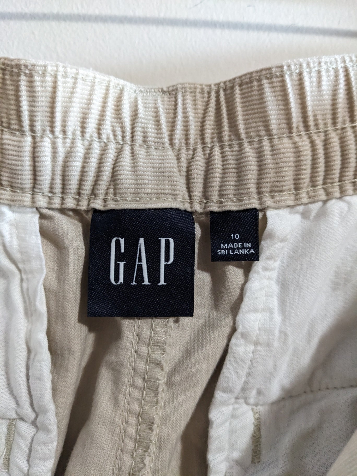 NWT Gap corduroy wide leg - SZ 10