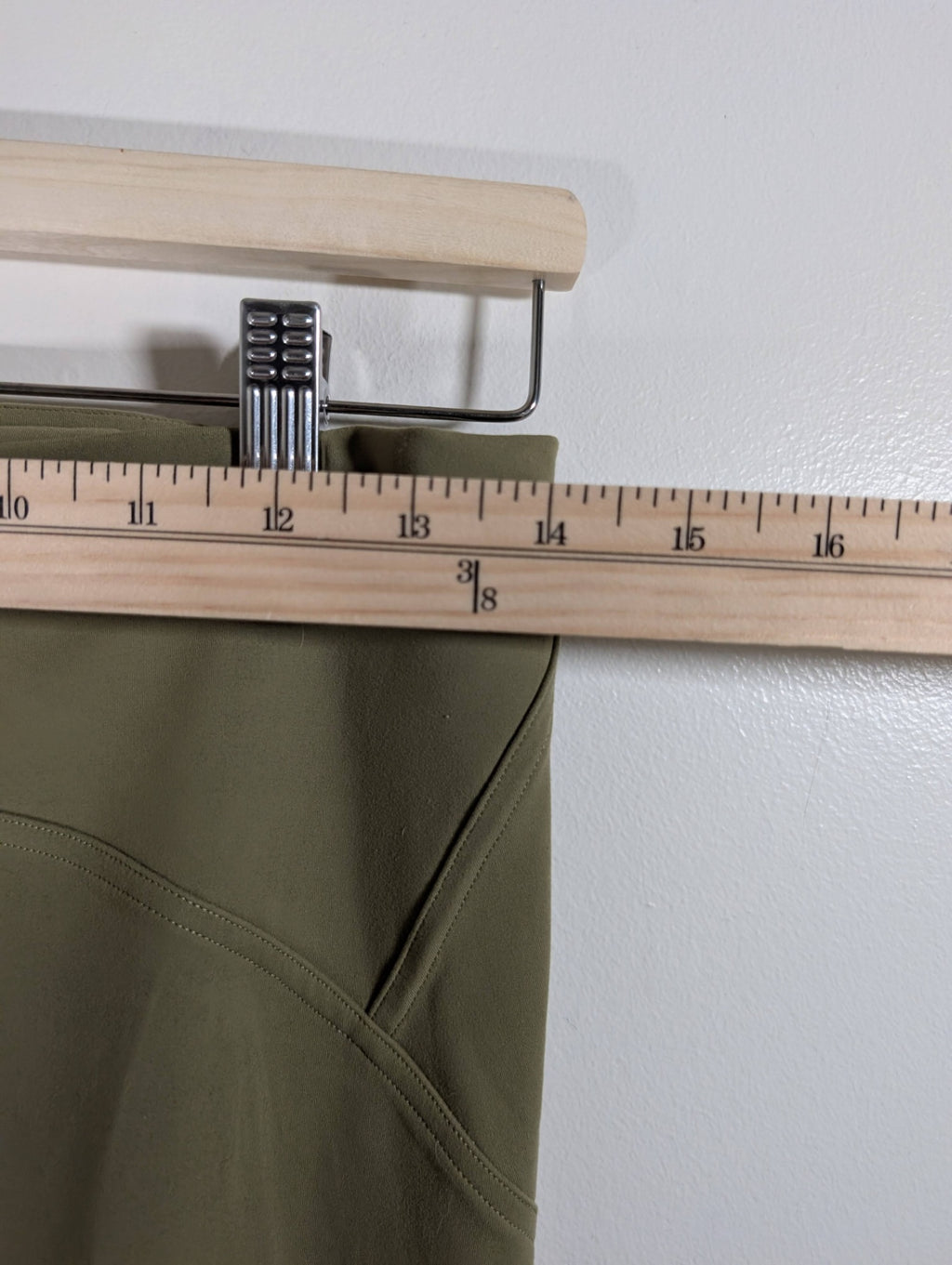 Lululemon green leggings - 10