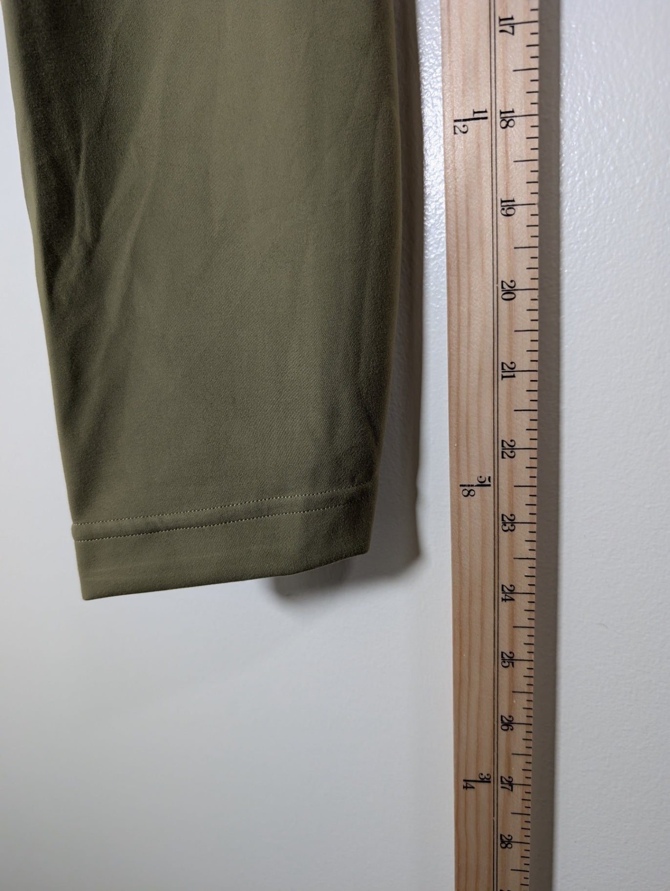Lululemon green leggings - 10