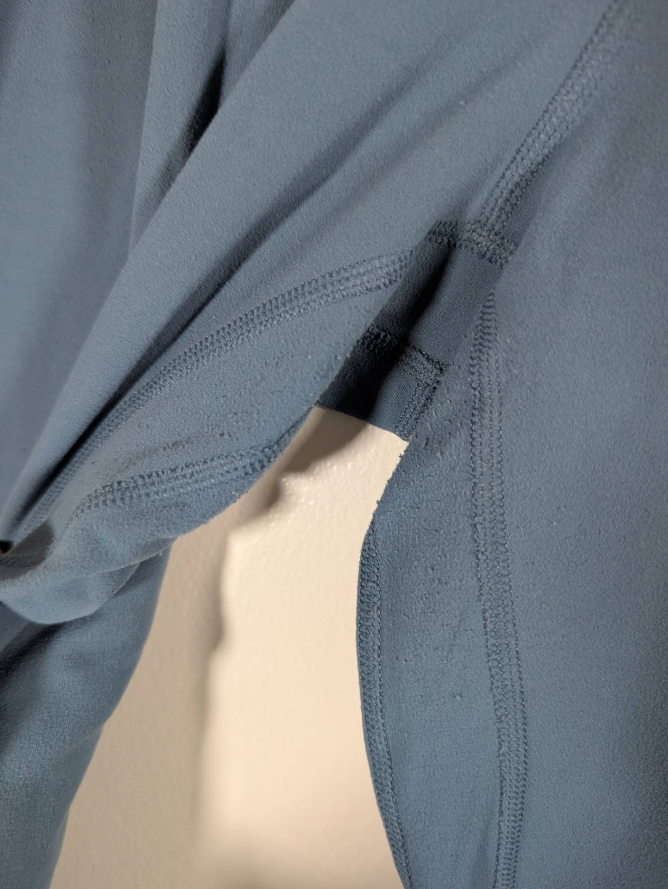 Lululemon blue leggings - SZ 8 (pilling)