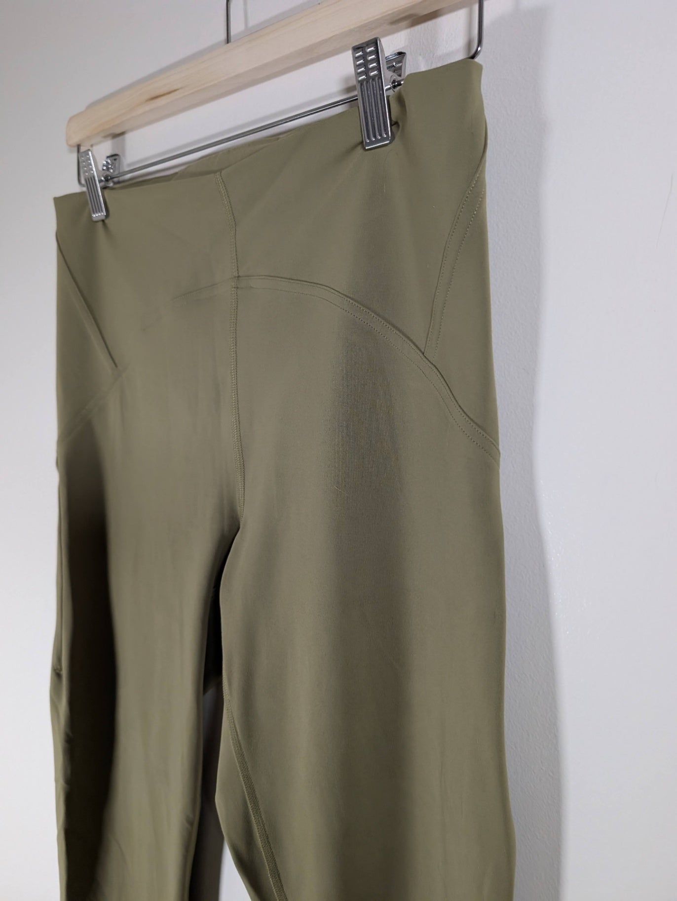 Lululemon green leggings - 10