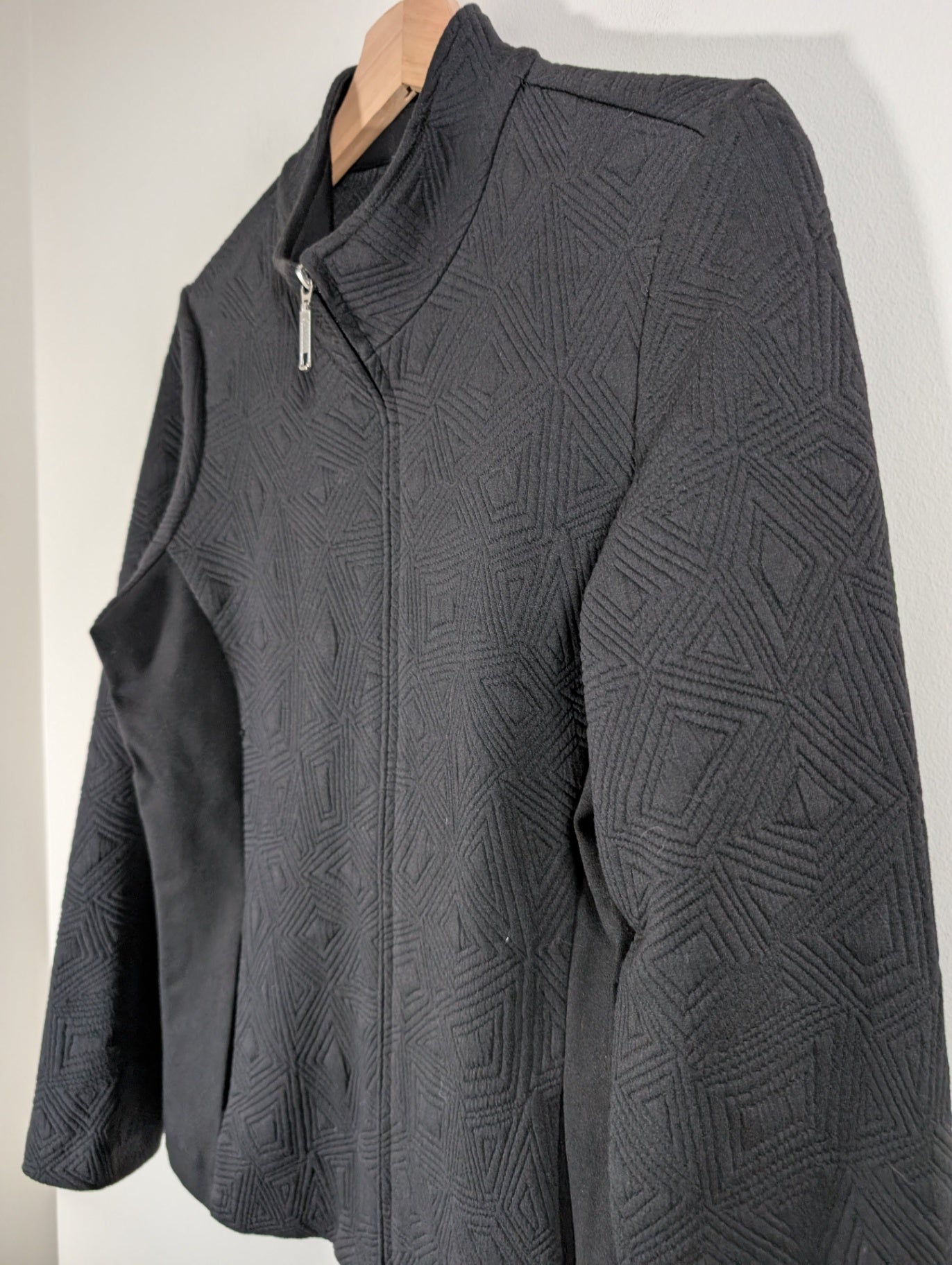 Mr. Max zip-up - Medium