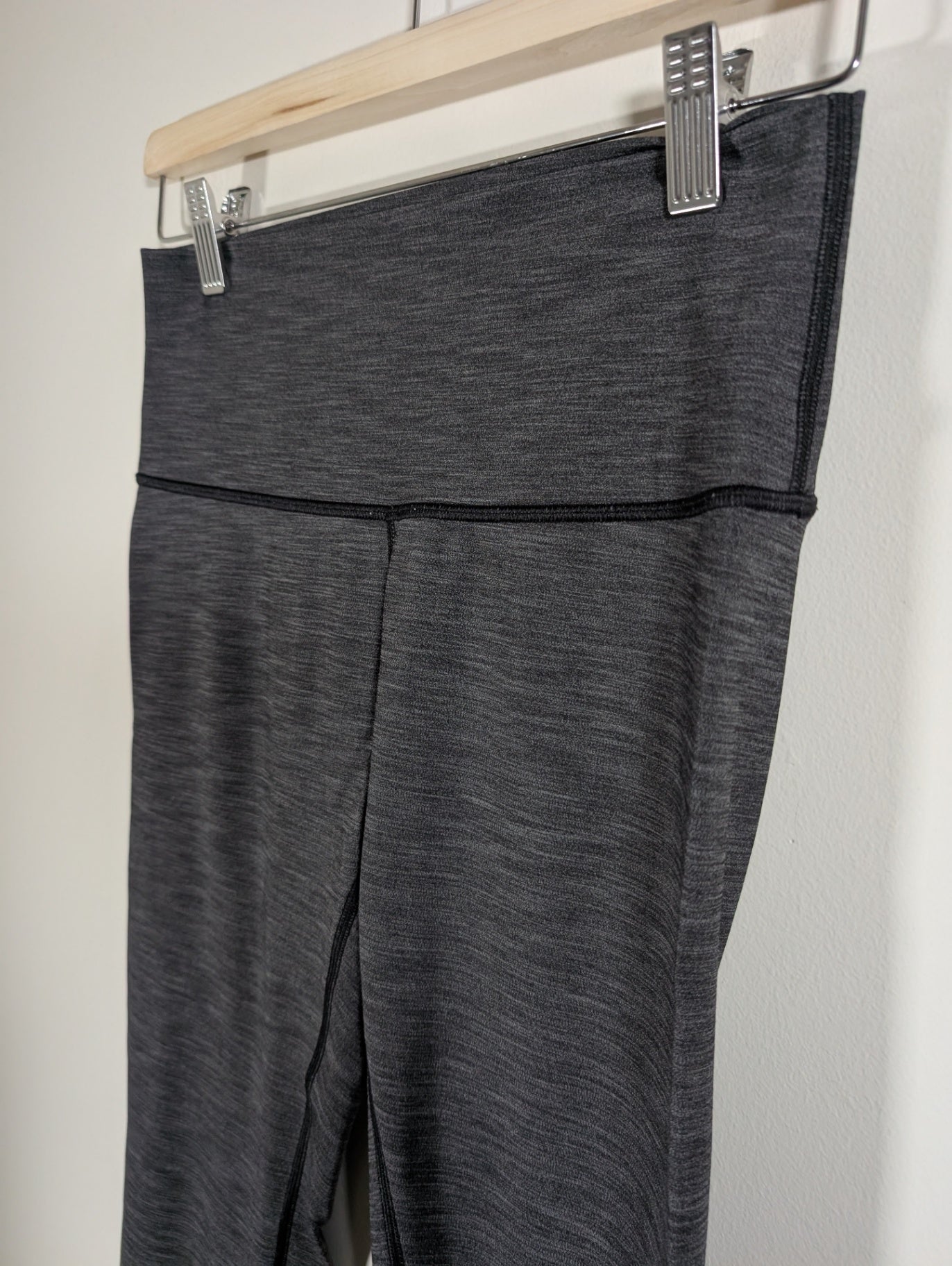 Lululemon heathered grey leggings - SZ 8