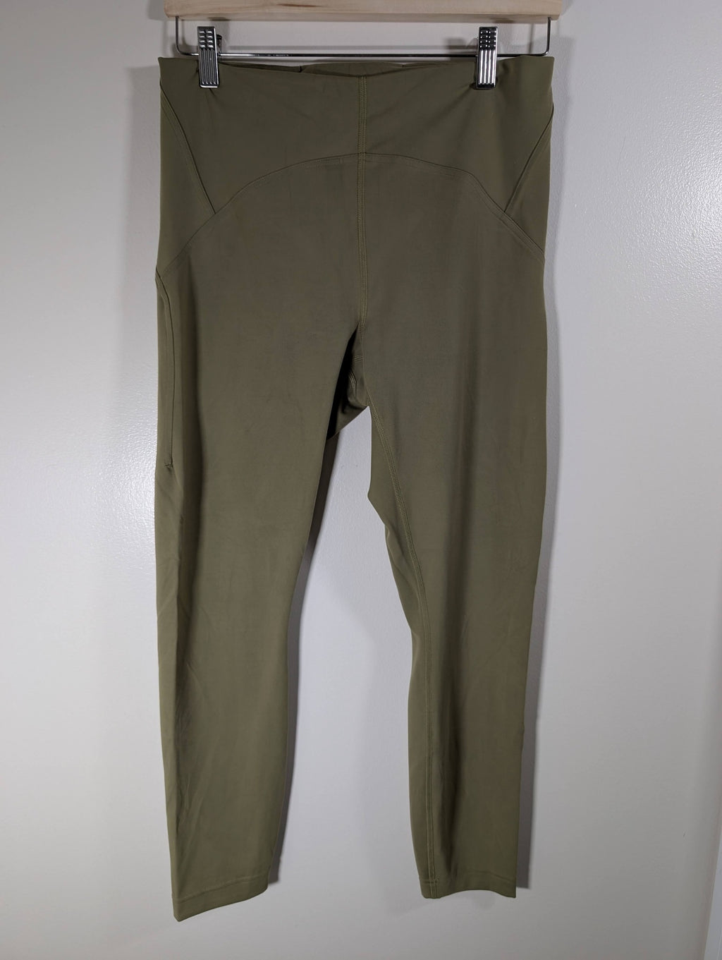 Lululemon green leggings - 10