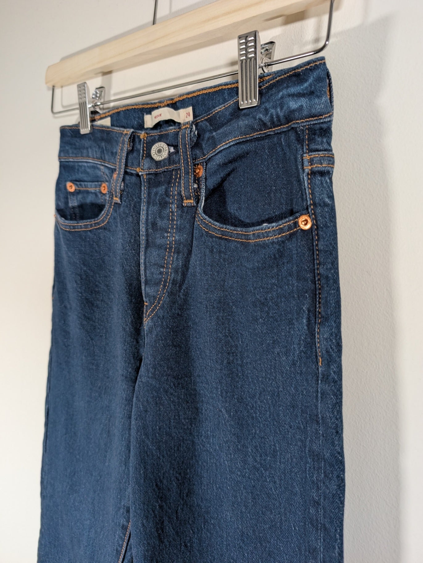 Levi's wedgie jeans - 24