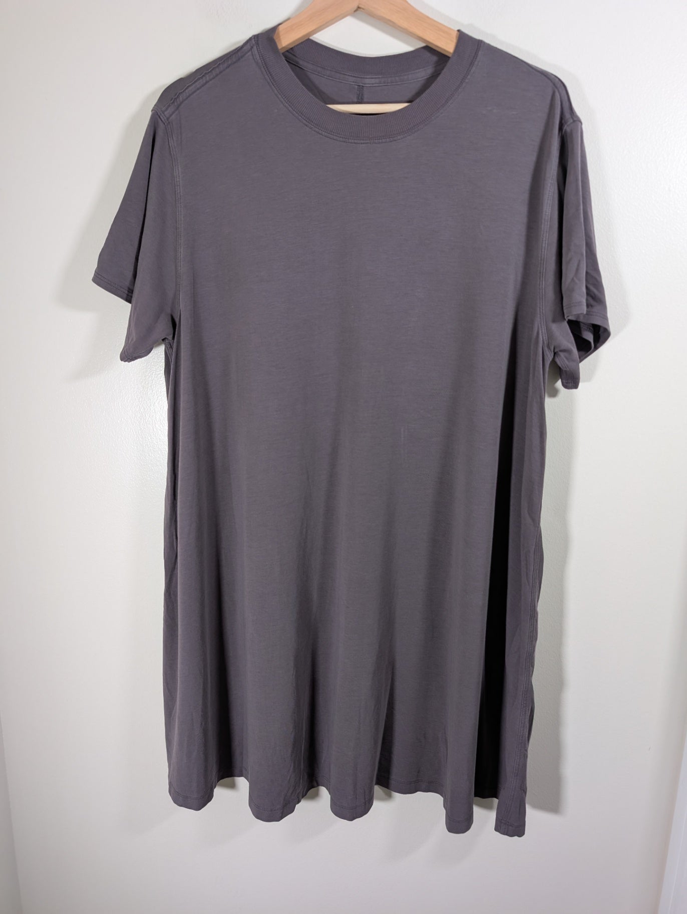 Lululemon t-shirt dress - appears Large