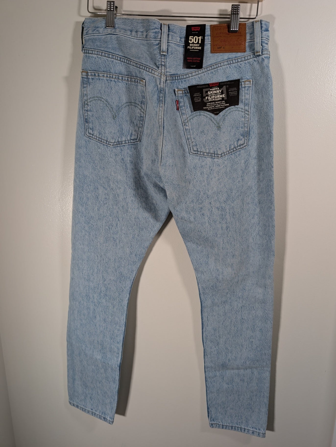 NWT Levi's 501 skinny jean - SZ 28