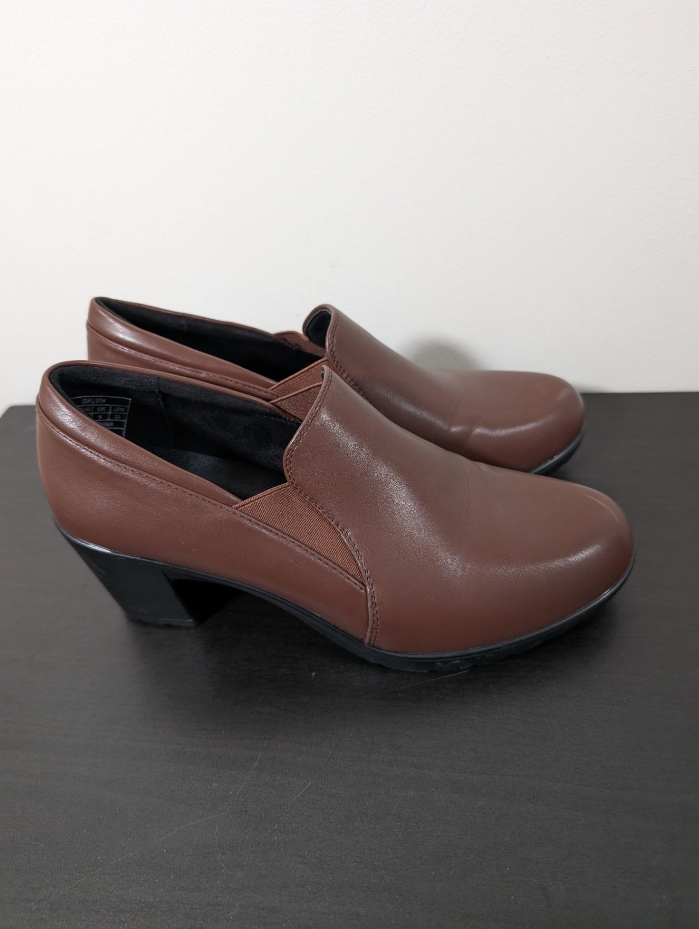 Dream Pairs heels - 8