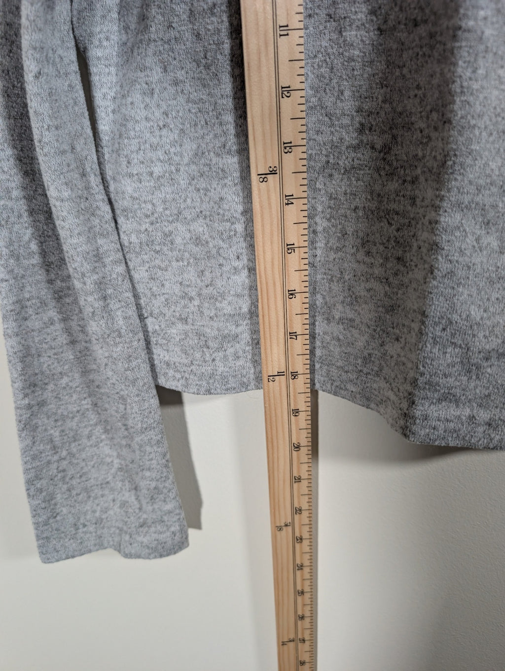 Juni Juni grey sweater - Small