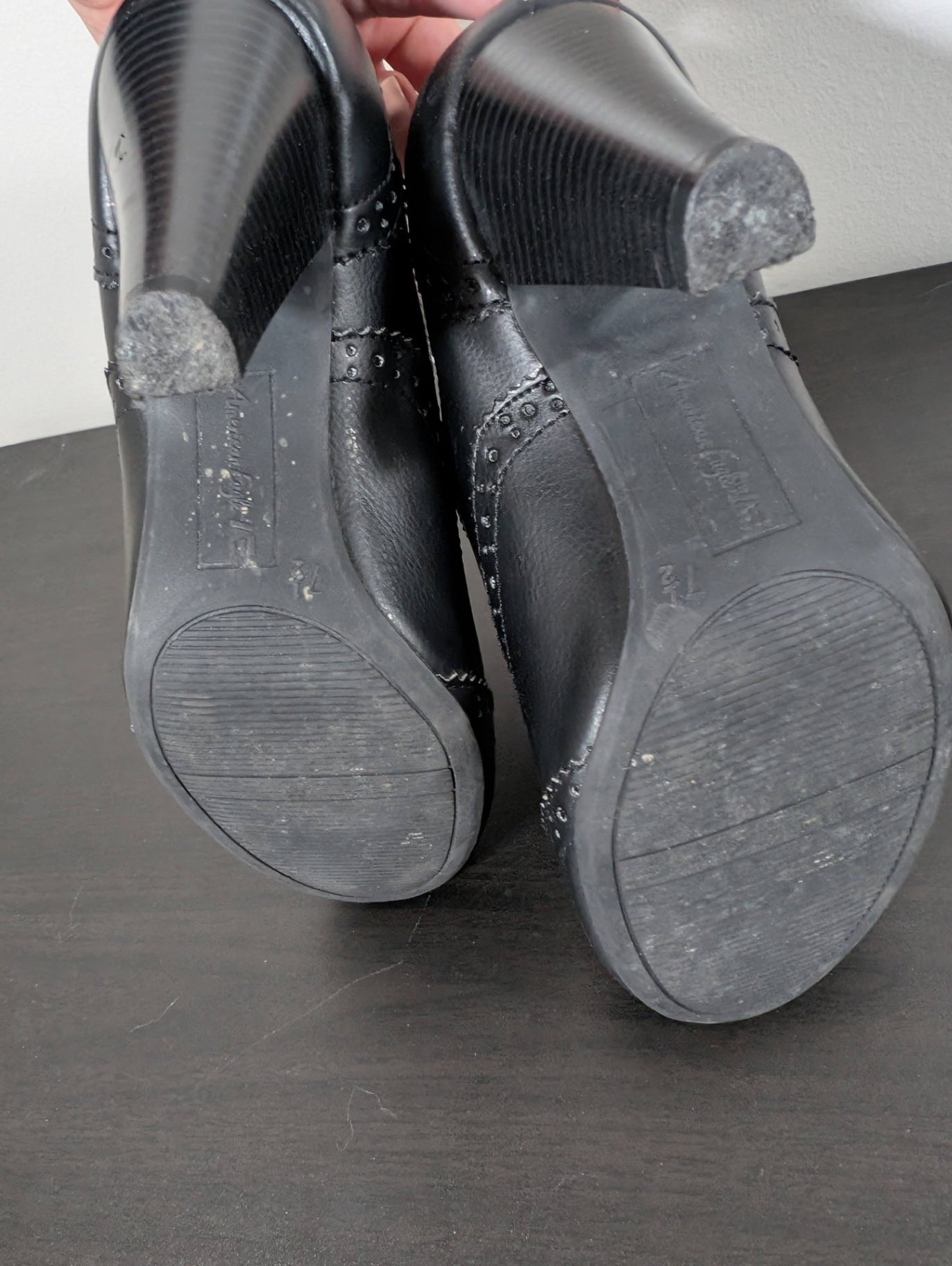 American Eagle heels - 7.5
