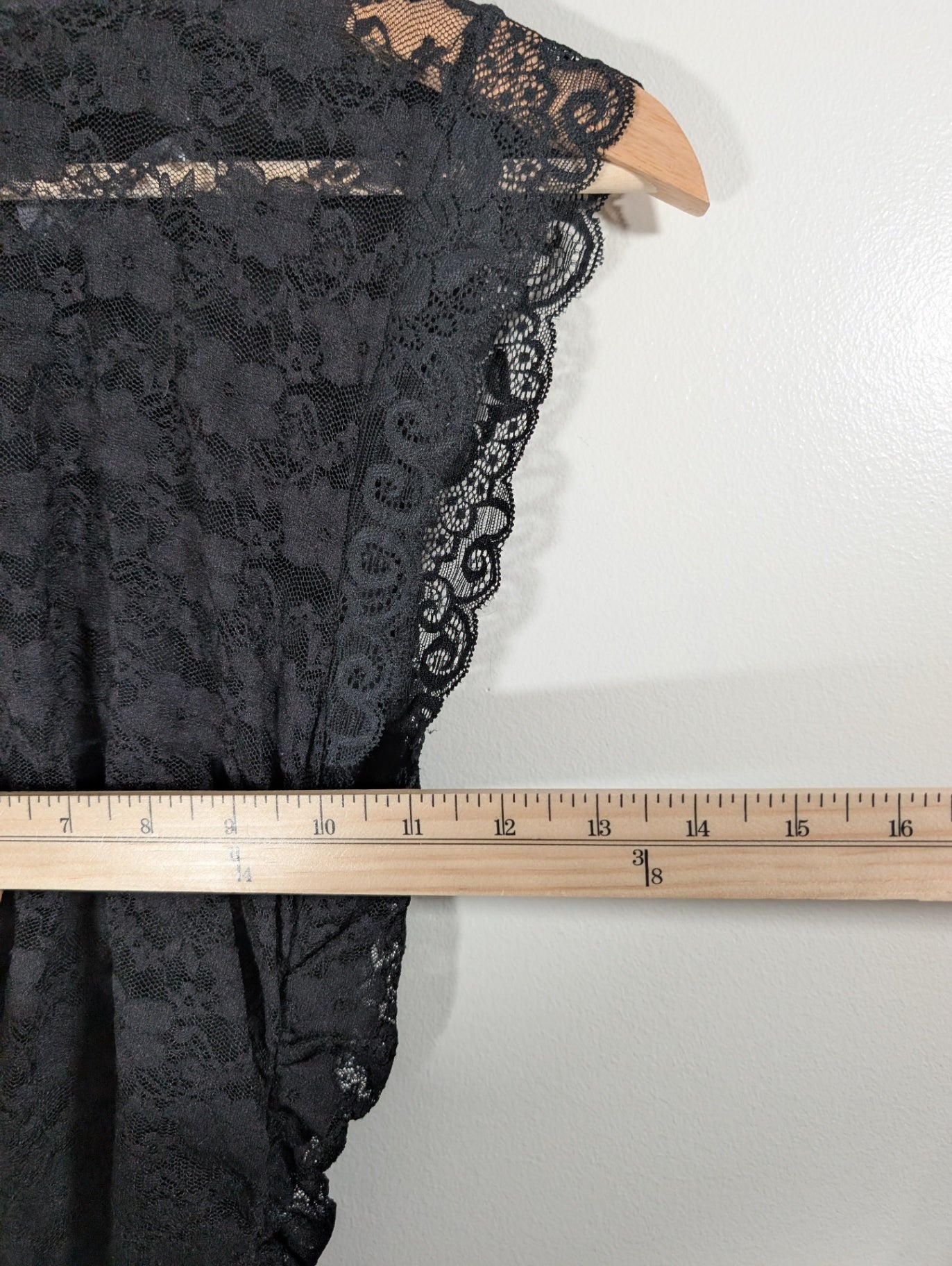 Forever 21 lace dress - Large