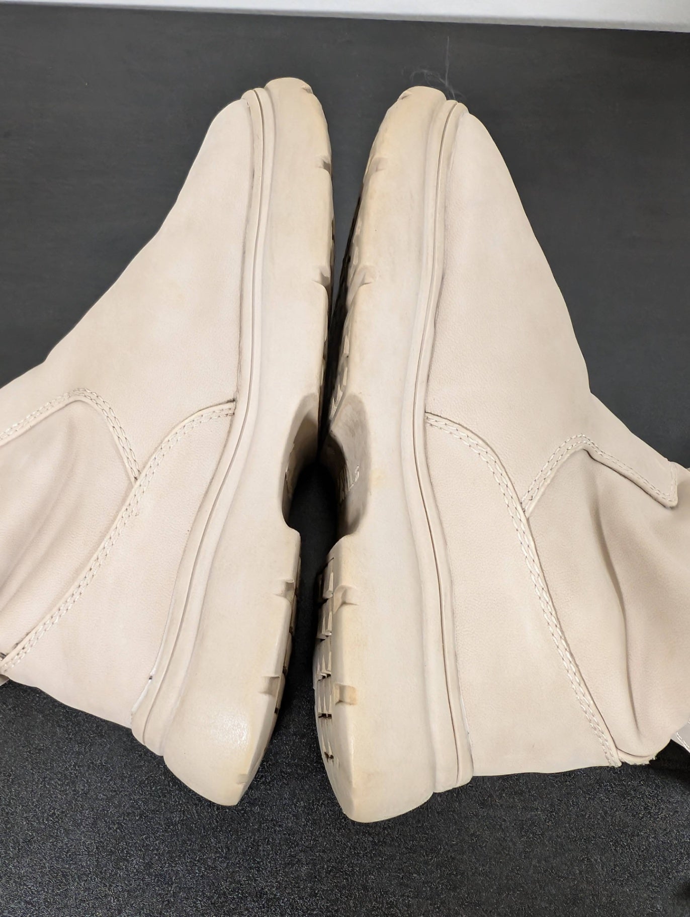 ZARA beige boots with faux fur- SZ 35