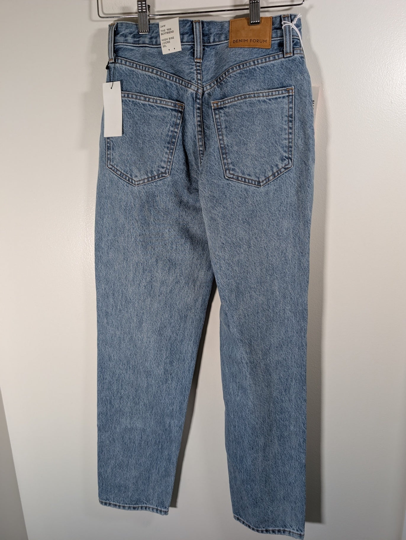 NWT Denim Forum the 90's boyfriend high rise loose - SZ 24