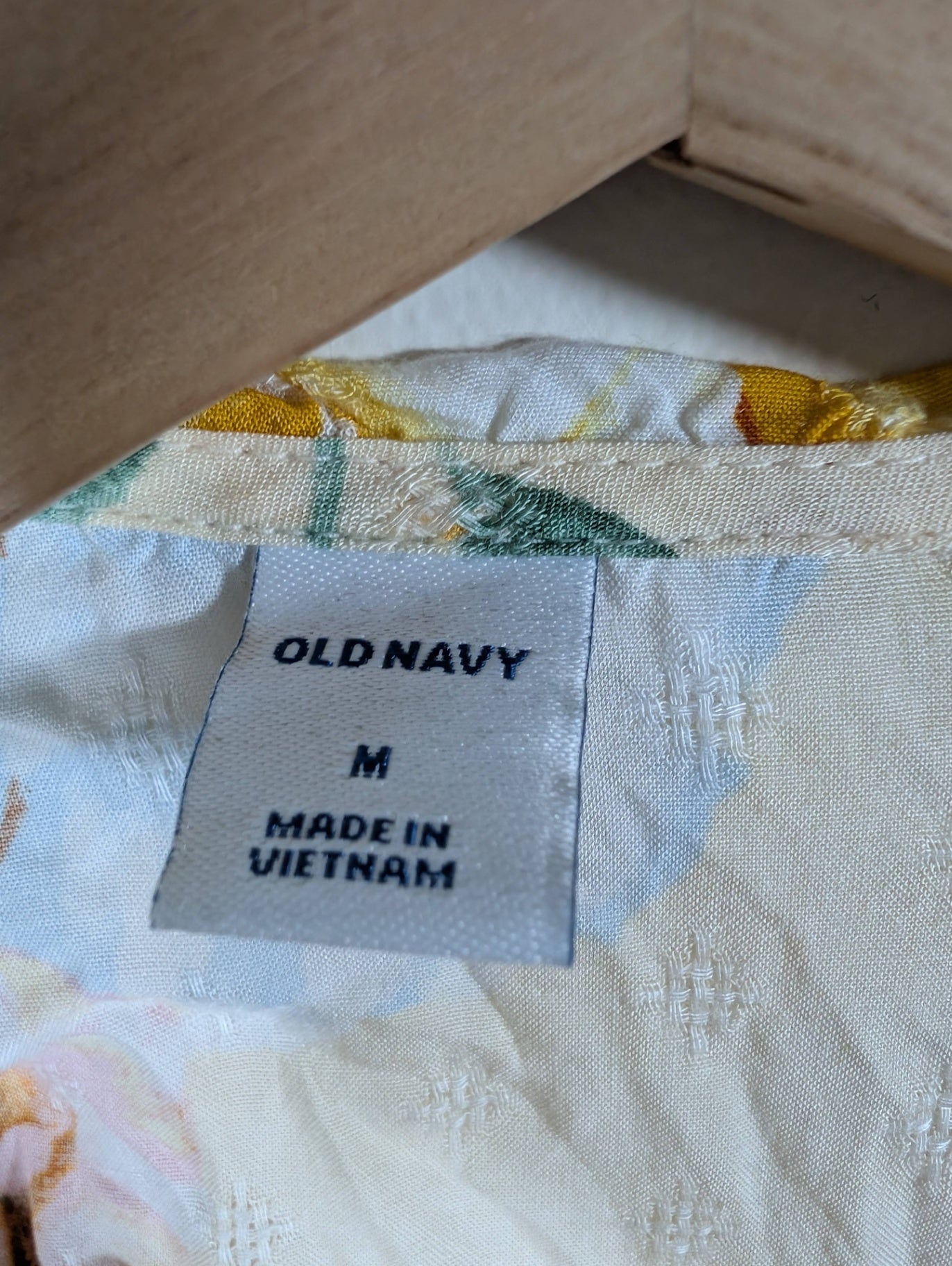 Old Navy floral wrap dress - Medium