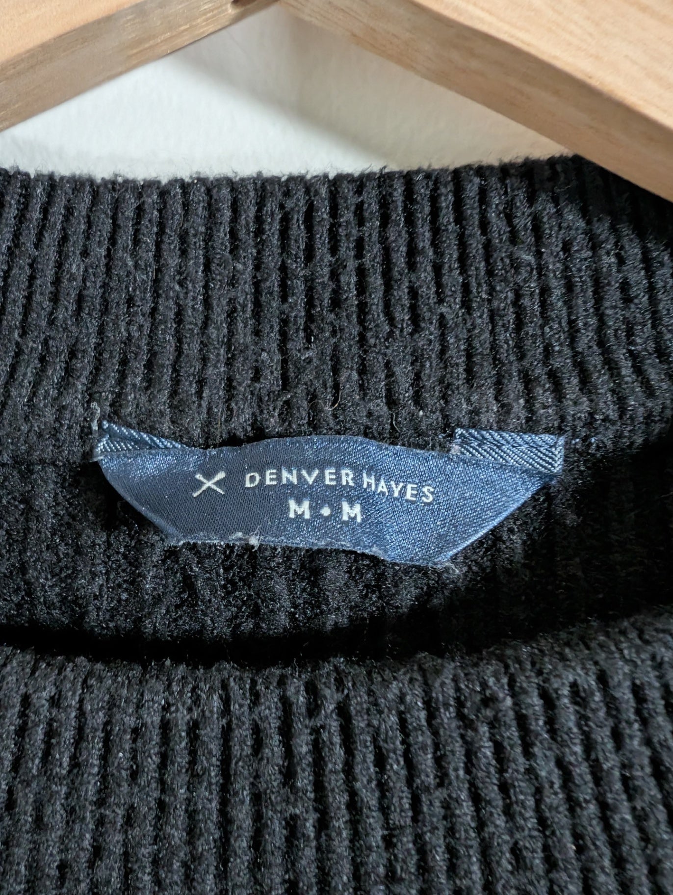 Denver Hayes ribbed sweater - Medium (pilling)