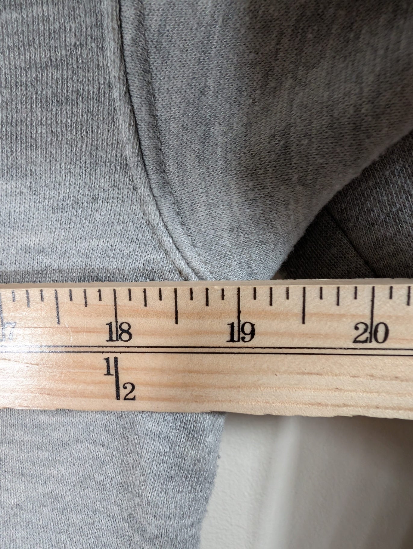 10Tree hoodie - Small (pilling,staining)