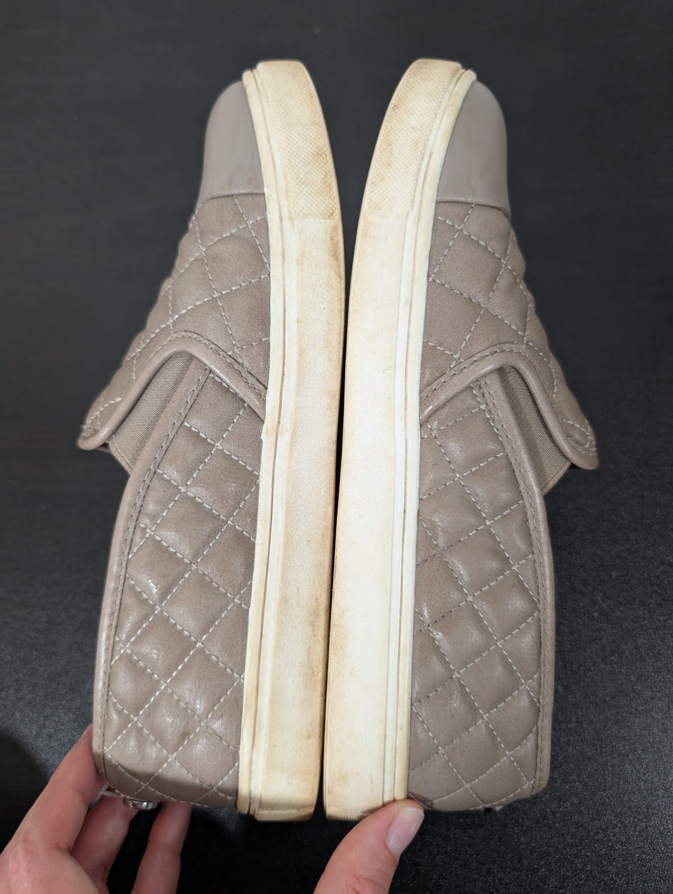 Steve Madden quilted slip on - SZ 7.5M (minor flaw)