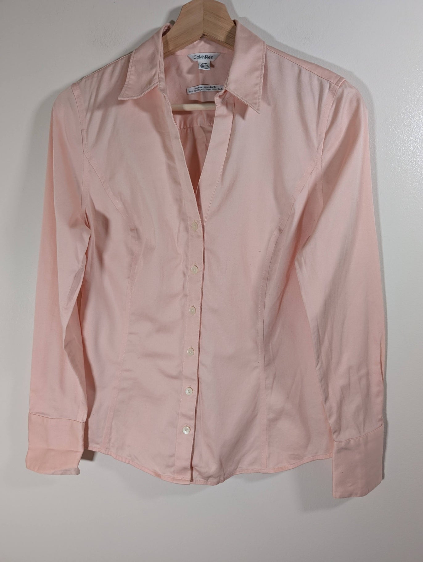 Calvin Klein peach button up - Small