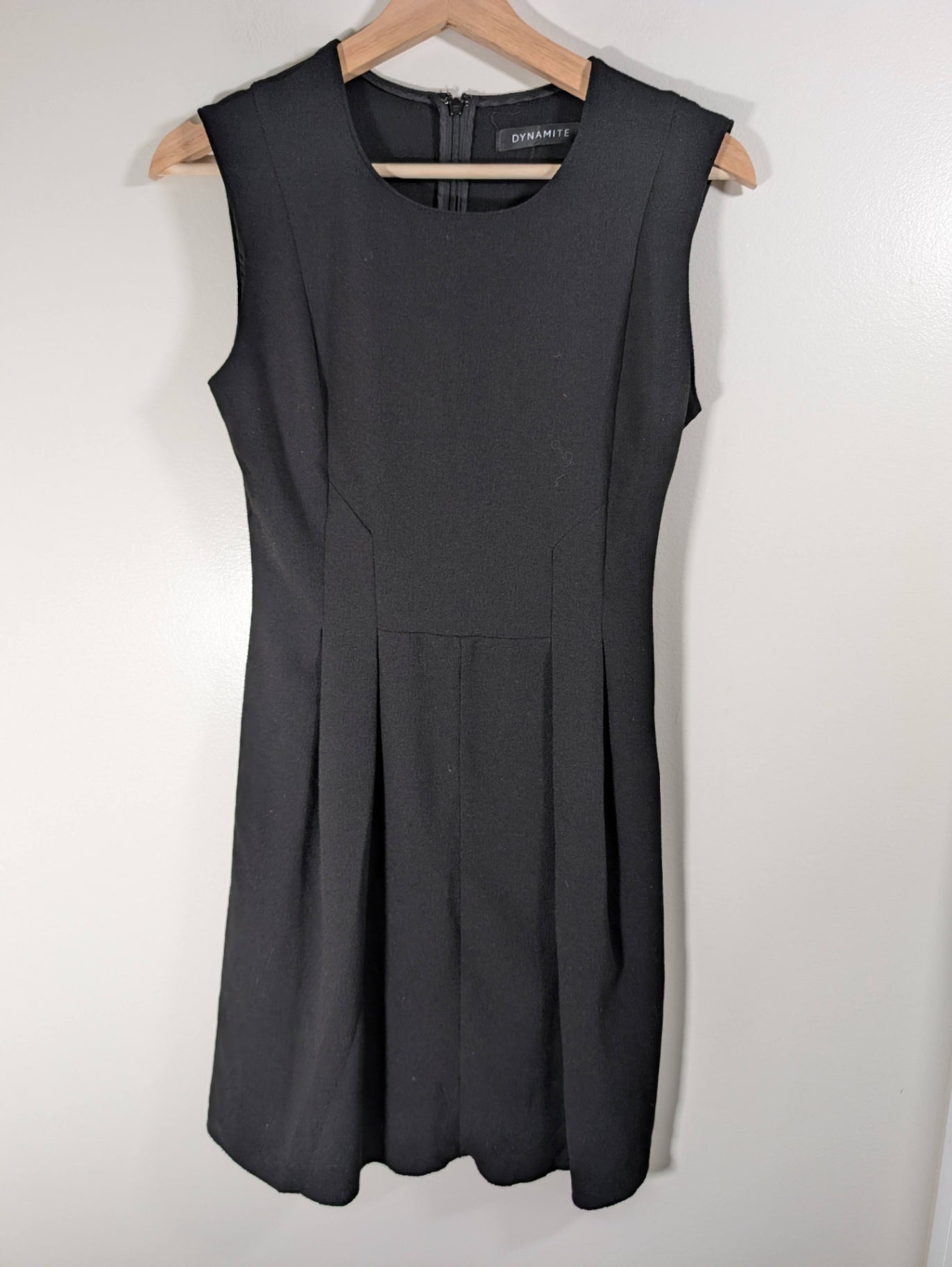 DYNAMITE black dress - Small