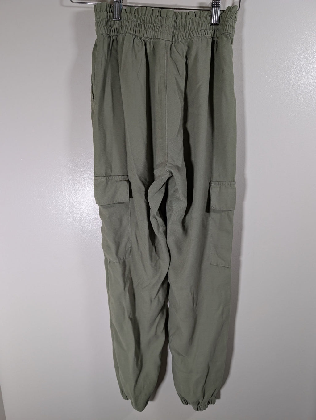 Only green cargo joggers - XS
