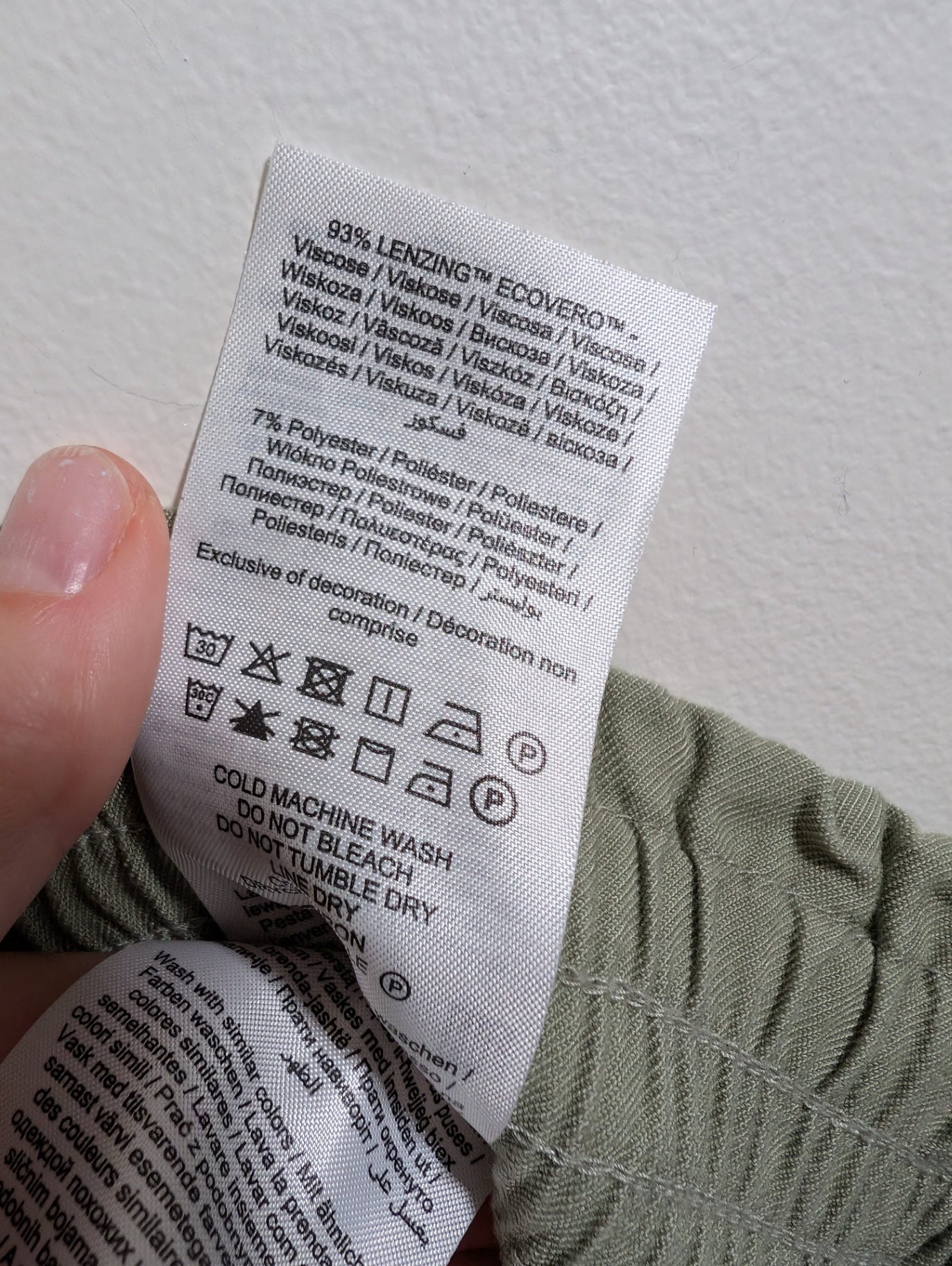 Only green cargo joggers - XS
