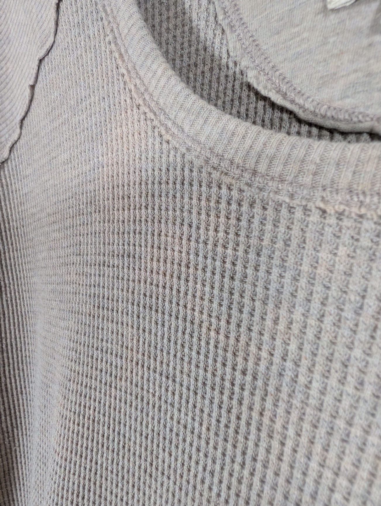Golden by TNA grey waffle long-sleeve - Medium (staining)