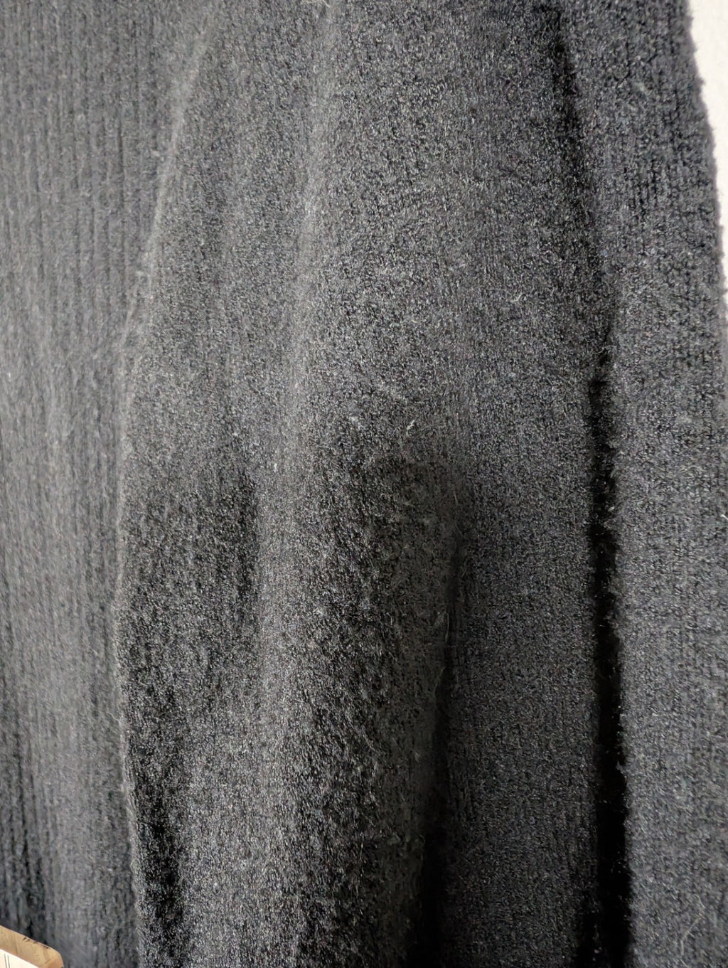 Denver Hayes ribbed sweater - Medium (pilling)