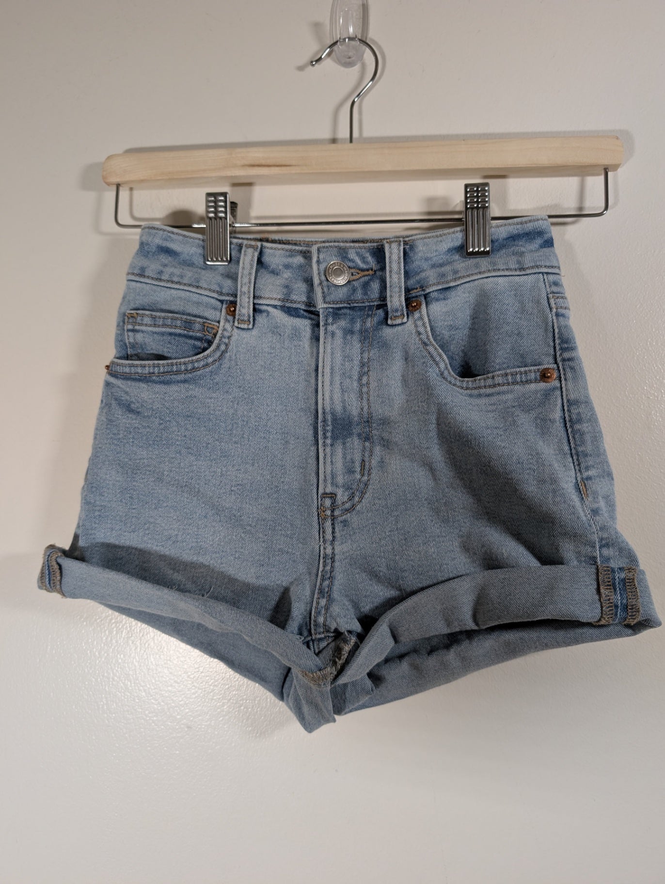 H&M denim shorts - SZ 0