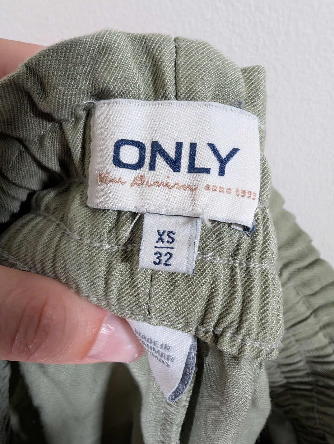 Only green cargo joggers - XS