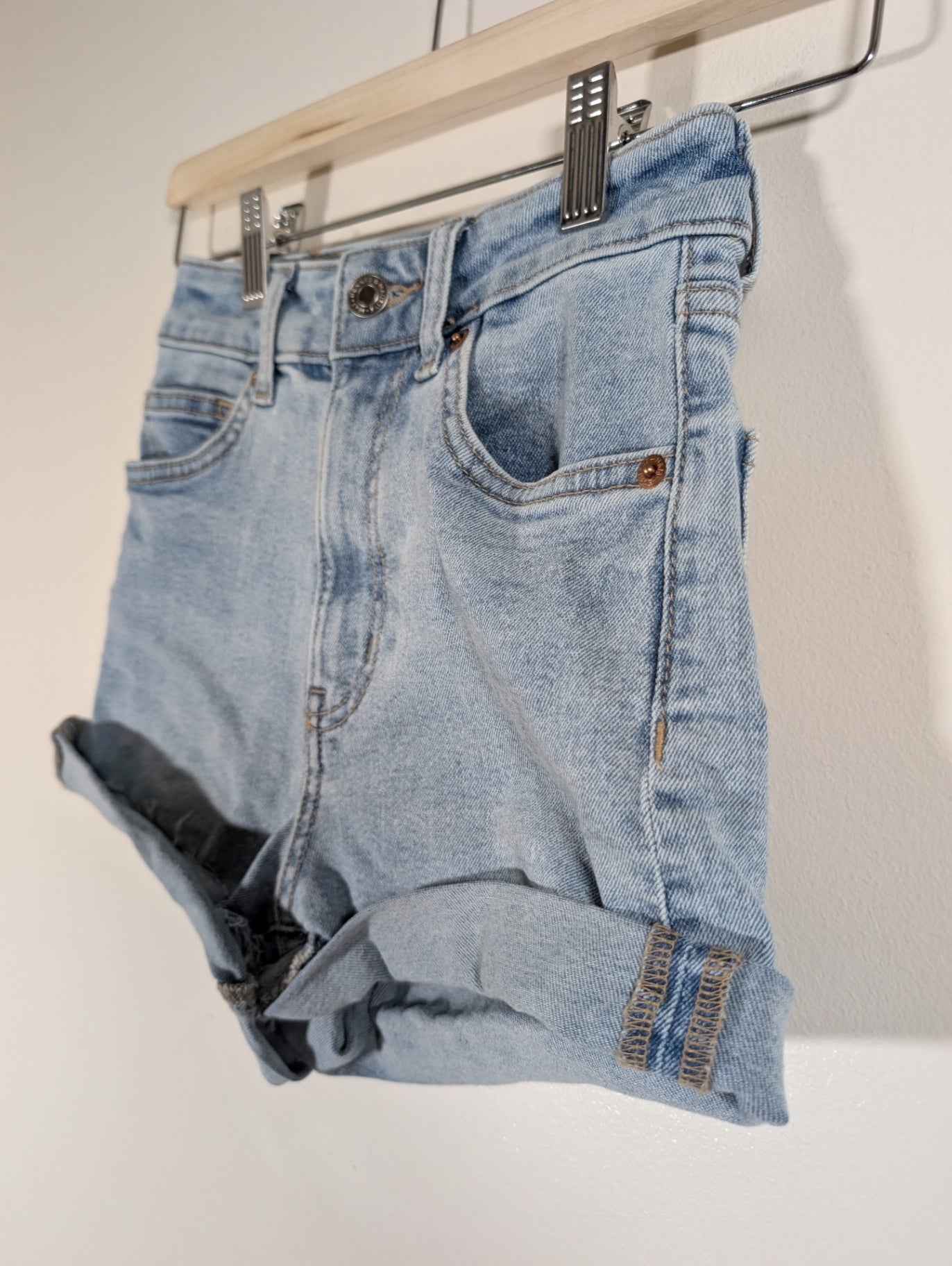 H&M denim shorts - SZ 0