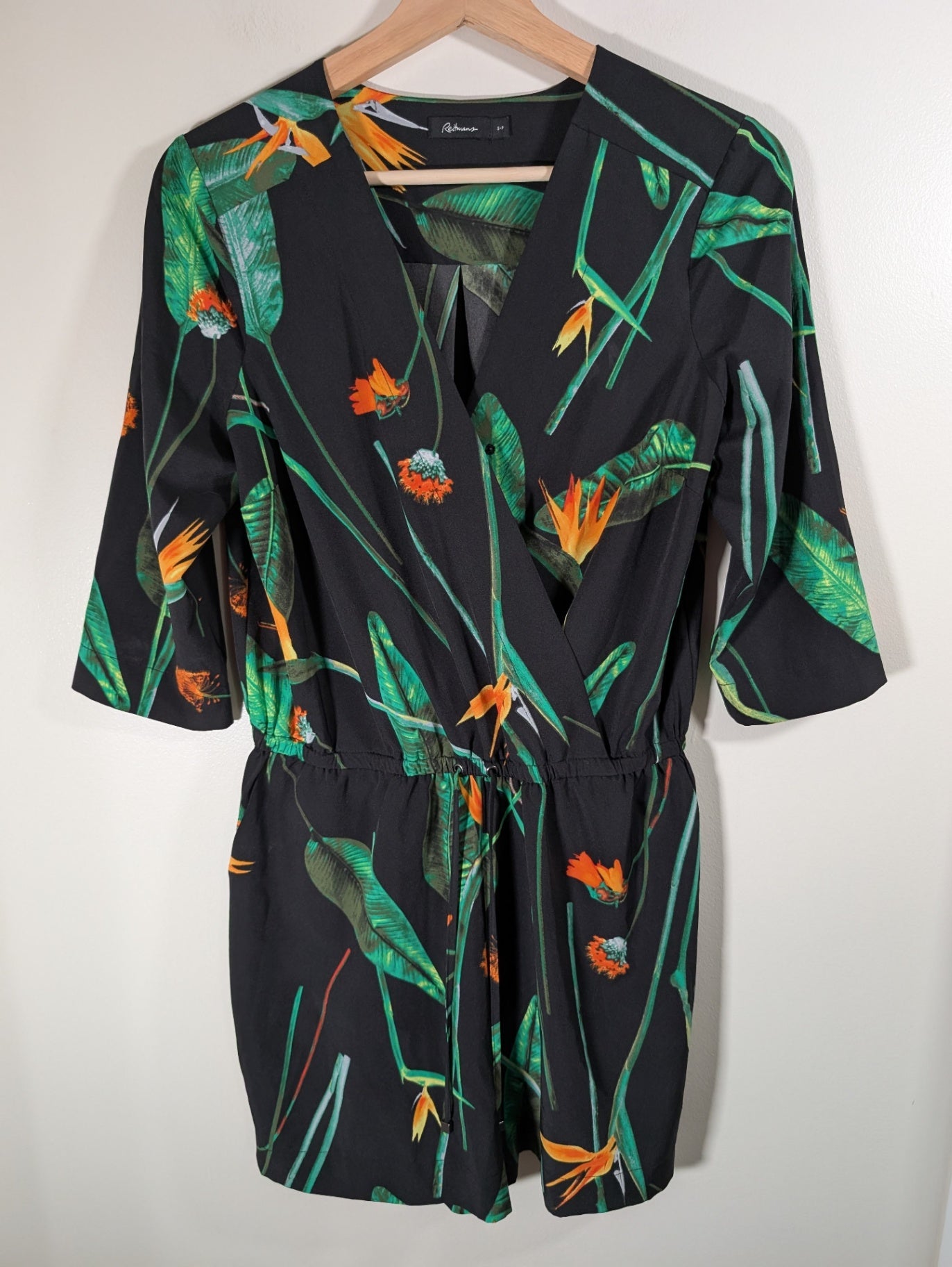 Reitmans tropical romper - Small