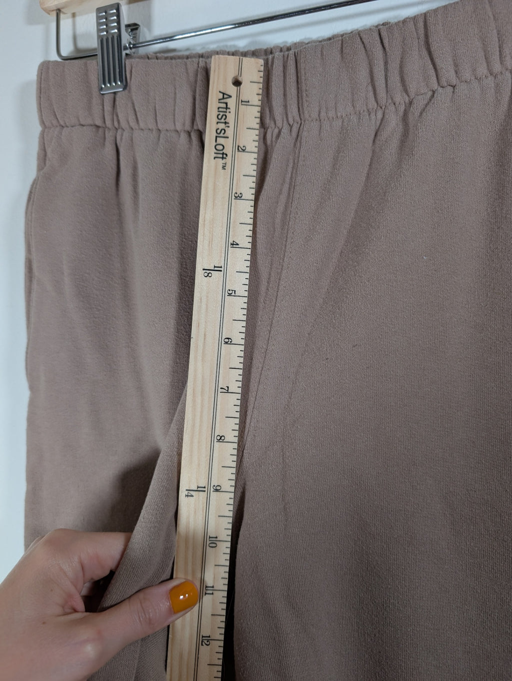 Hollister beige fleece sweatpants - Small