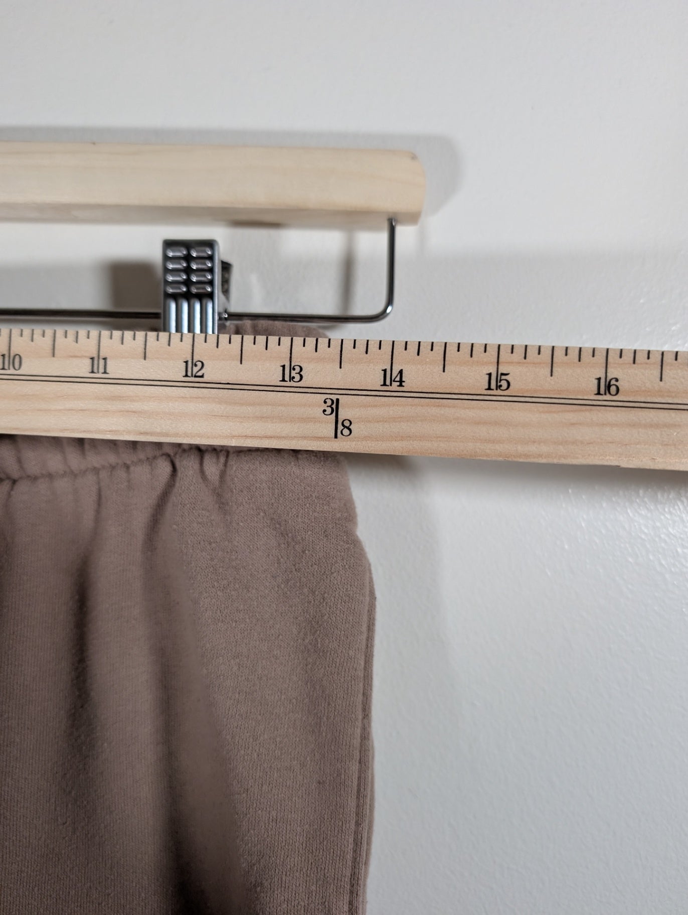 Hollister beige fleece sweatpants - Small