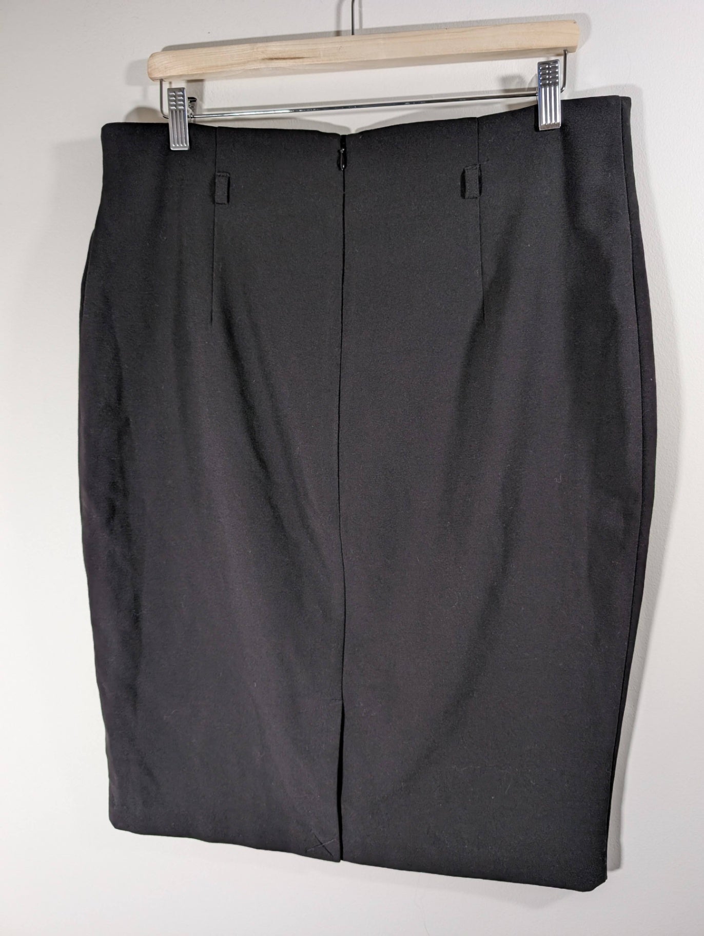 Ricki's black skirt - 14