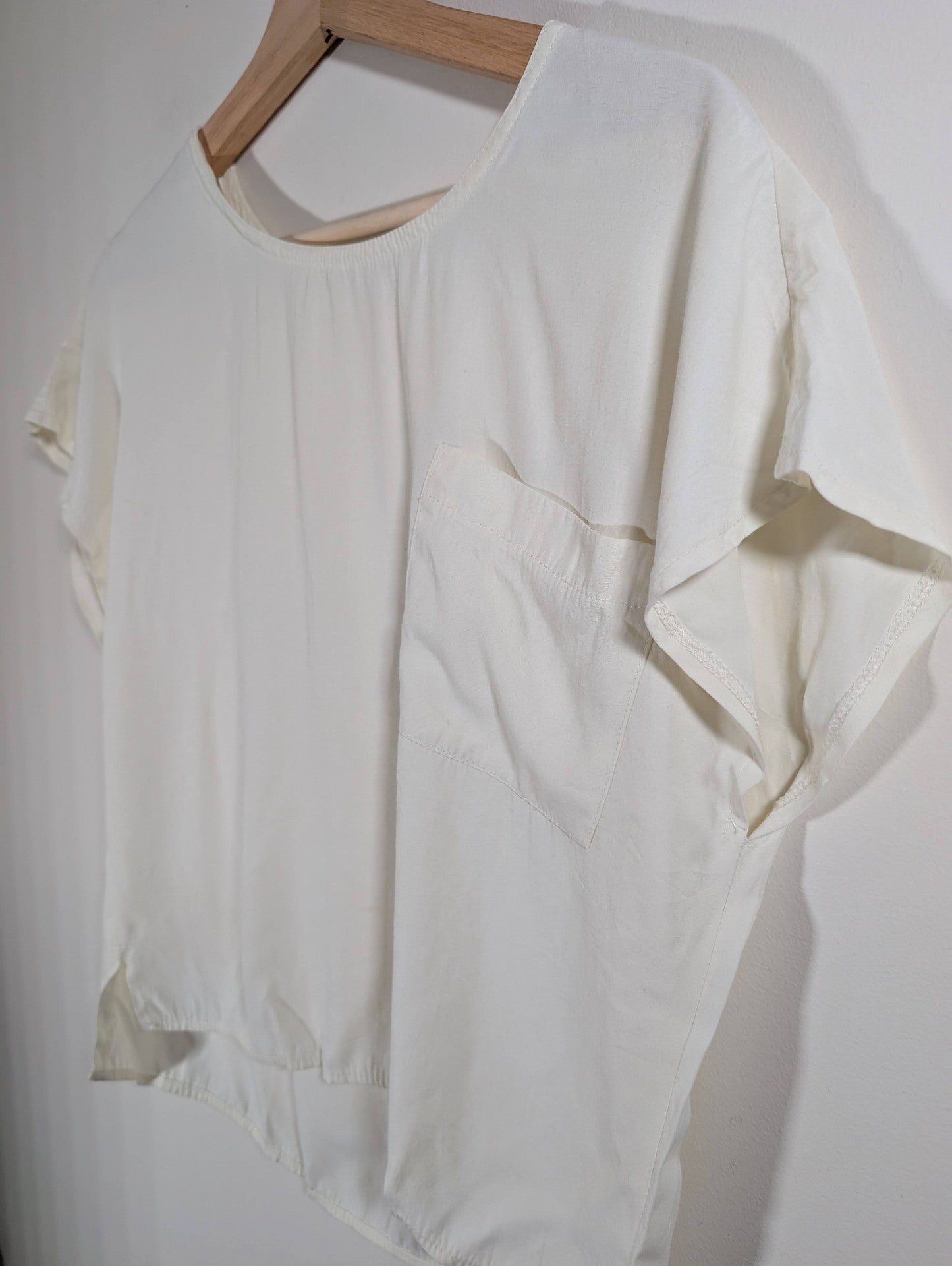 No label white crop blouse - appears small
