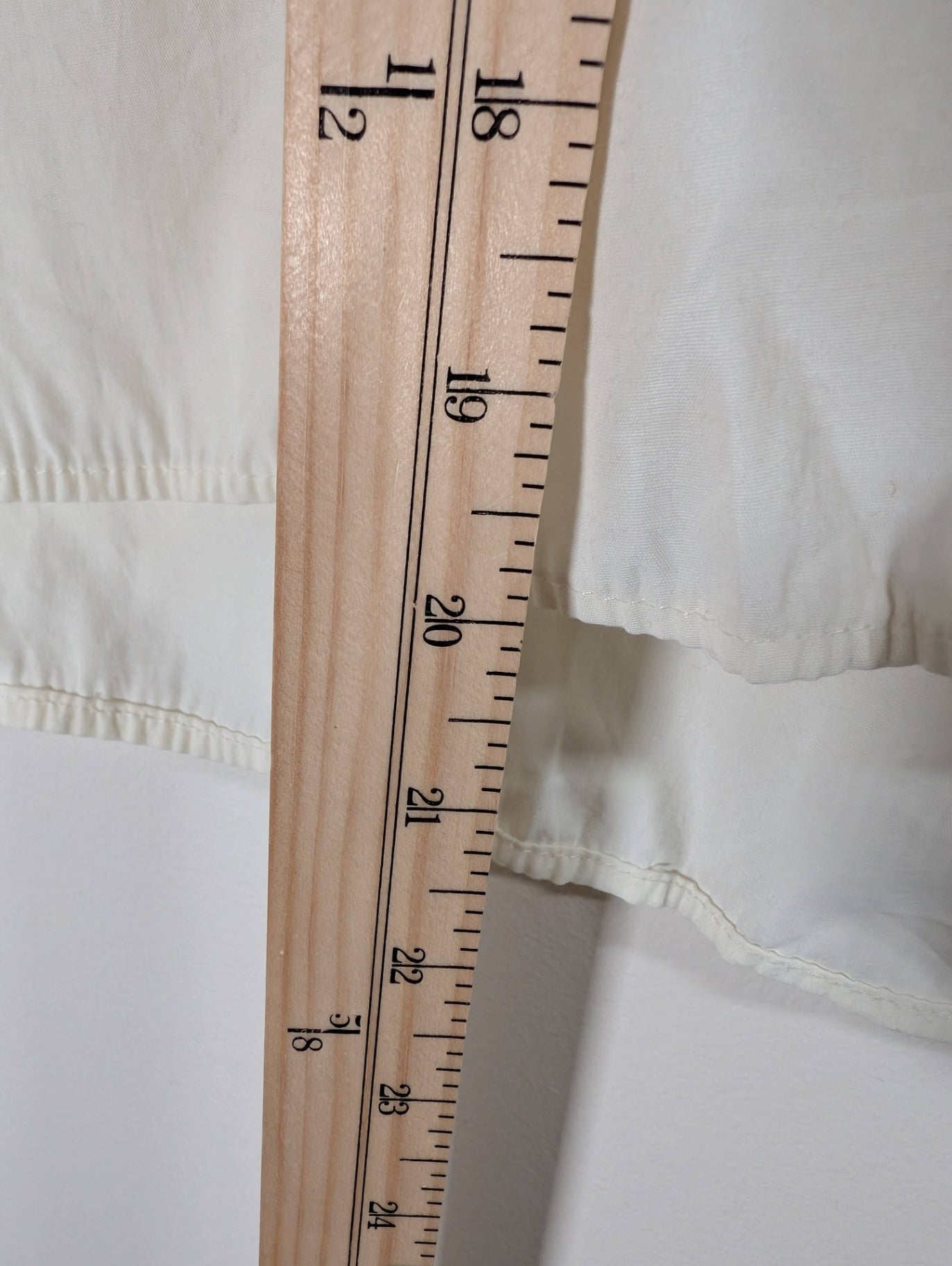 No label white crop blouse - appears small