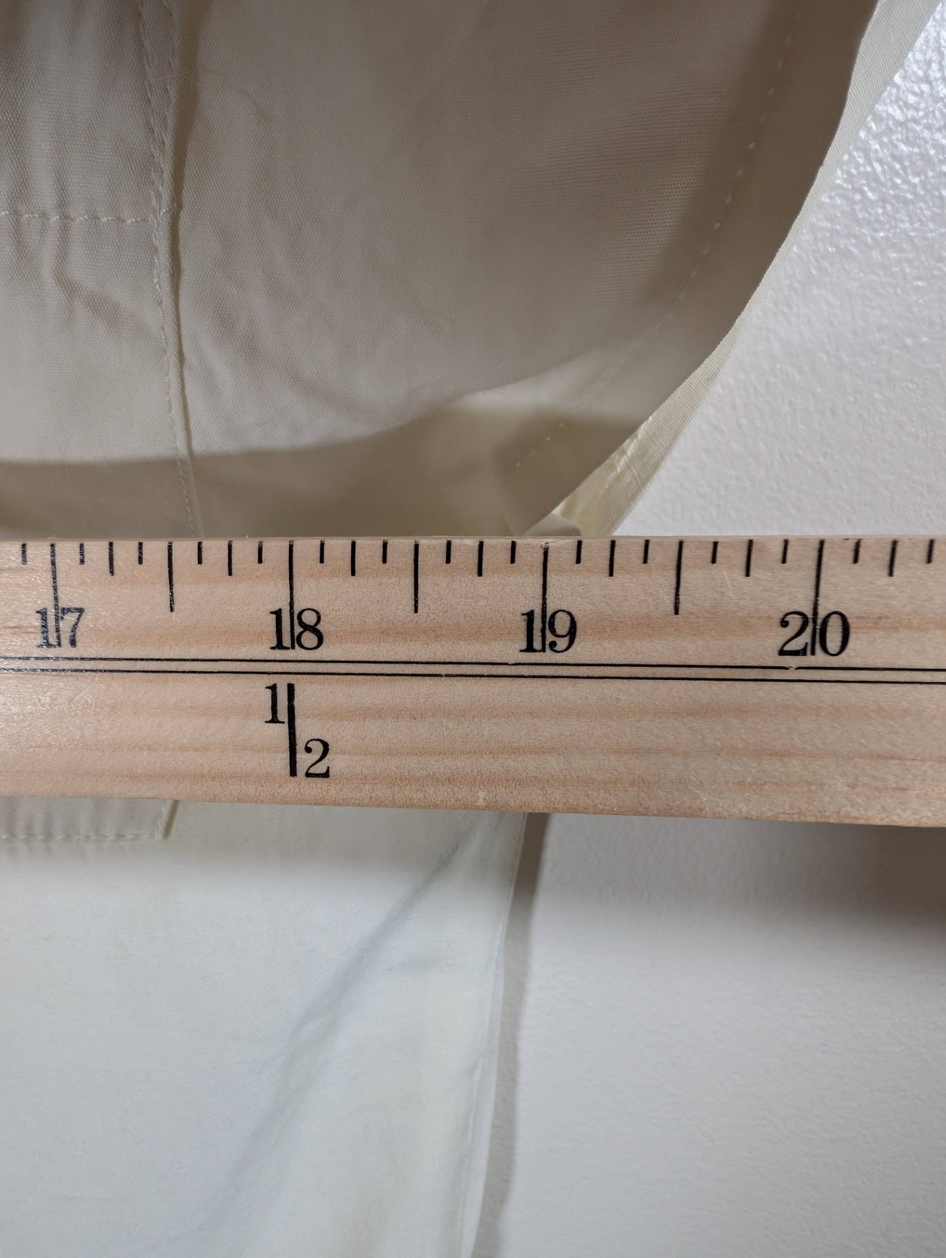 No label white crop blouse - appears small